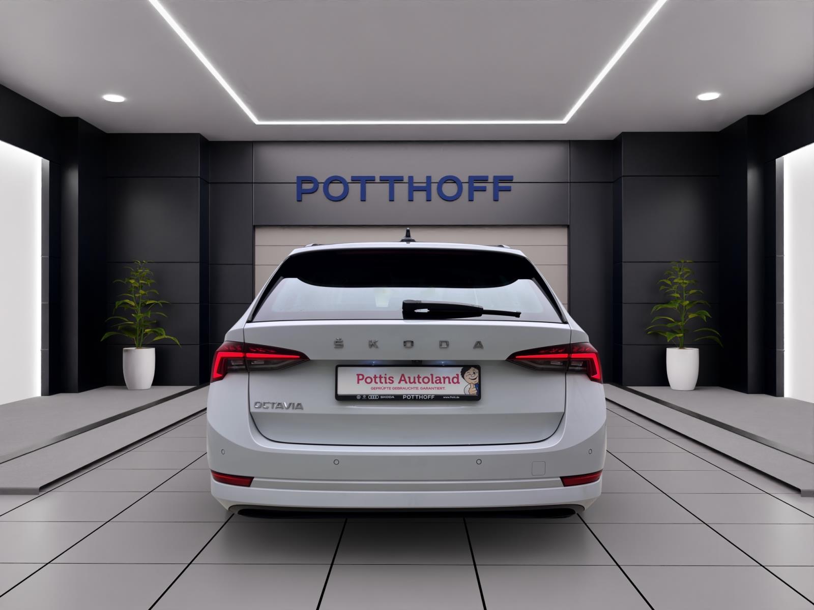 Skoda Octavia Combi 2.0 TDI DSG CLEVER PDC LED AHK NAVI KAMERA