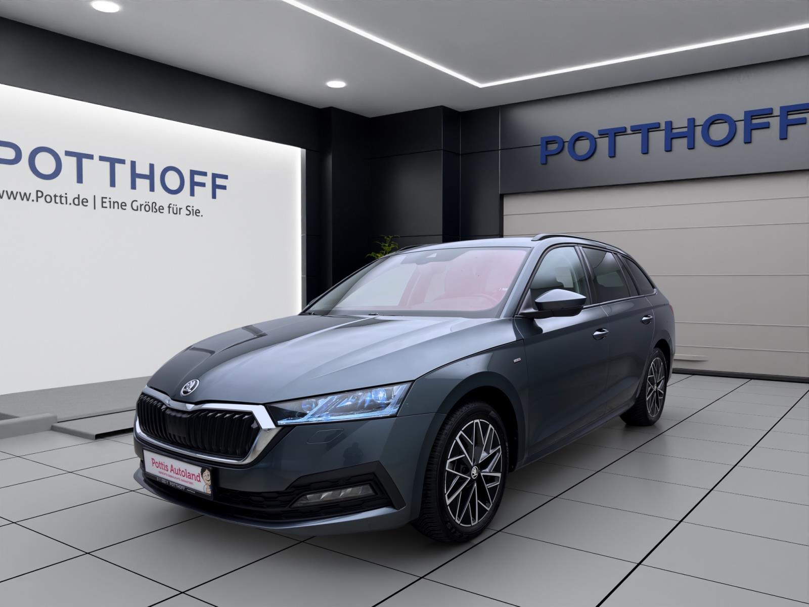 Skoda Octavia Combi 1.5 TSI CLEVER MATRIX KAMERA NAVI LM17