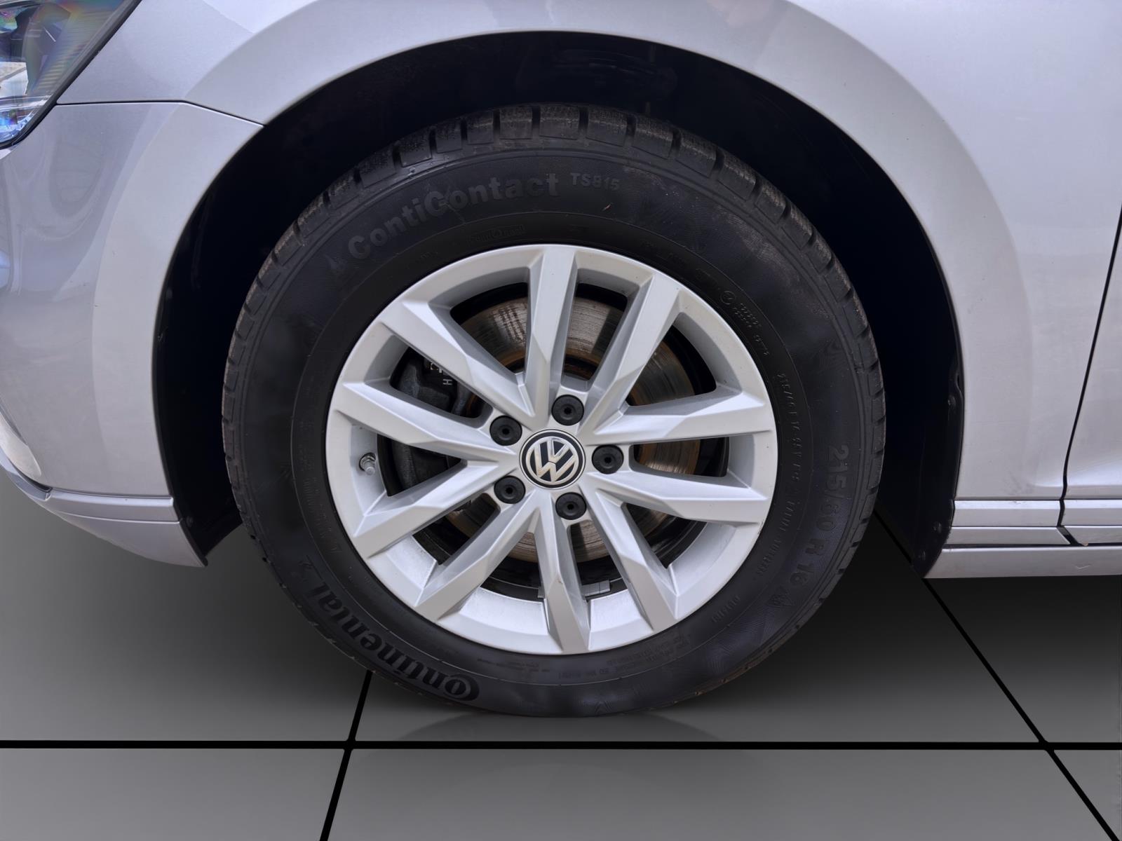 Volkswagen Passat Variant 1.5 TSI DSG BUSINESS ACC NAVI LED PDC