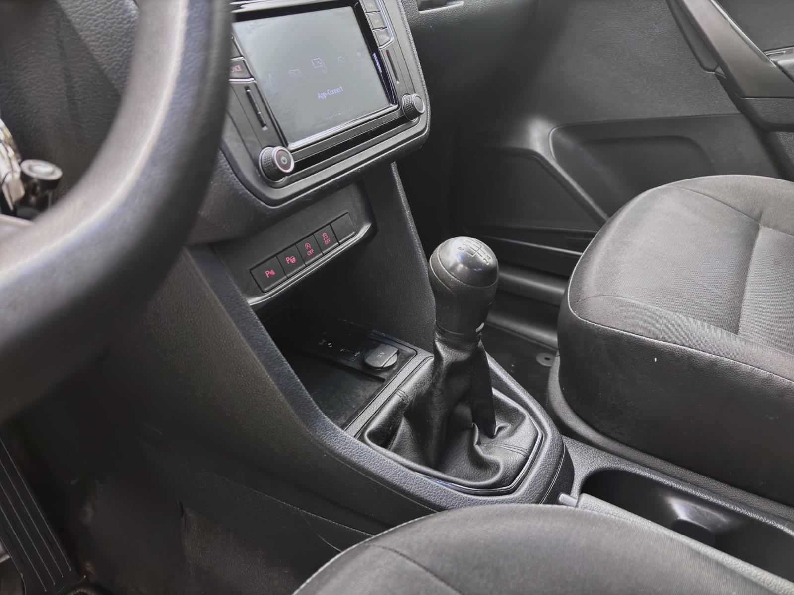 Volkswagen Caddy 2.0 TDI KASTEN NAVI STANDHZG AHK KLIMA