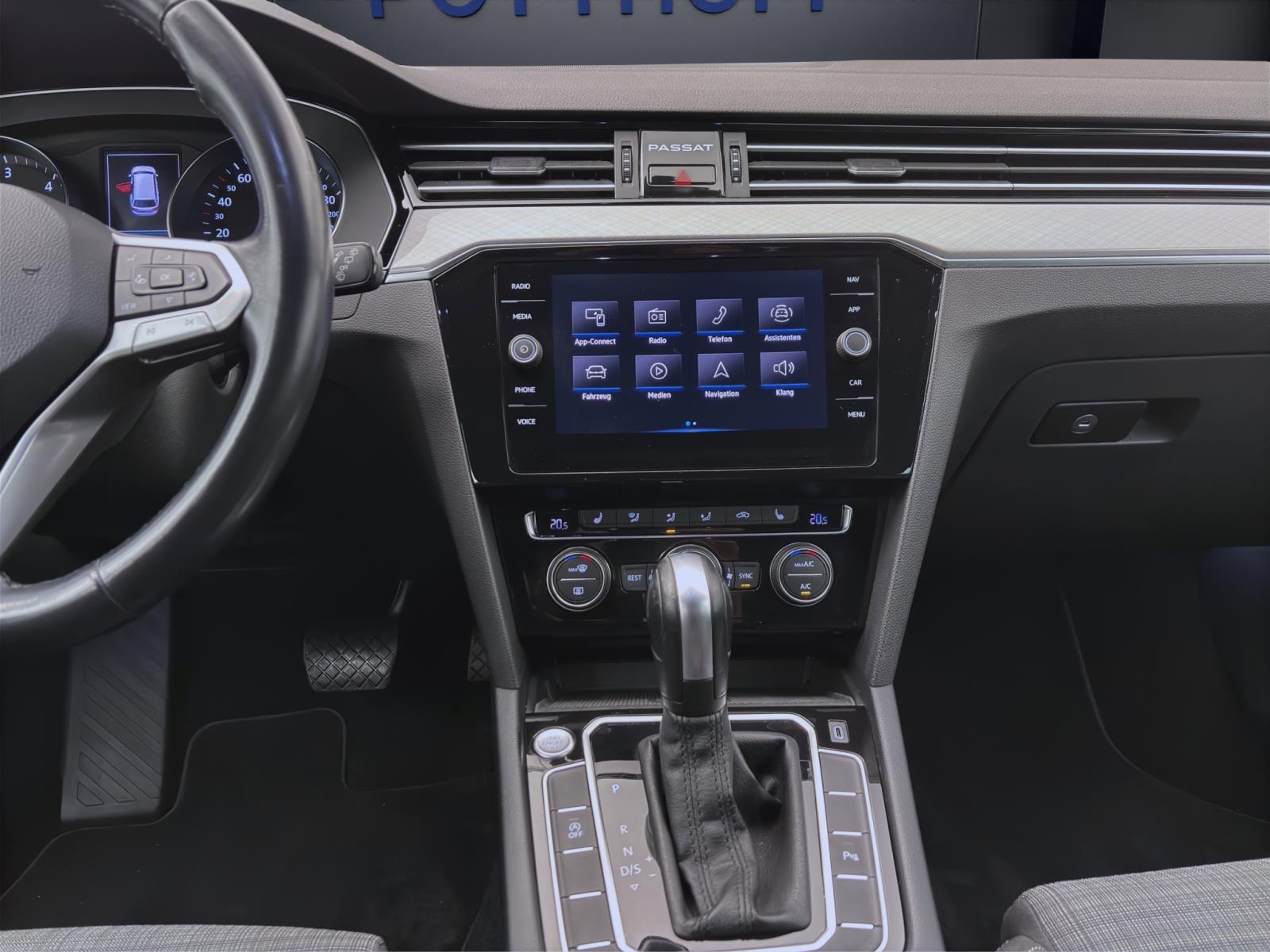 Volkswagen Passat Variant 2.0 TDI DSG BUSINESS KAMERA LED NAVI LM18
