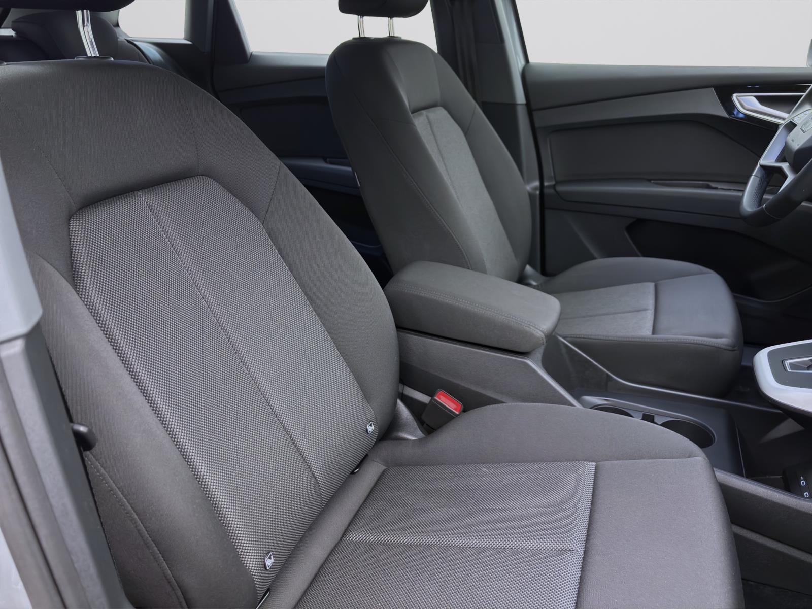 Audi Q4 e-tron 35 LED GRA SITZHZG DAB+ PDC