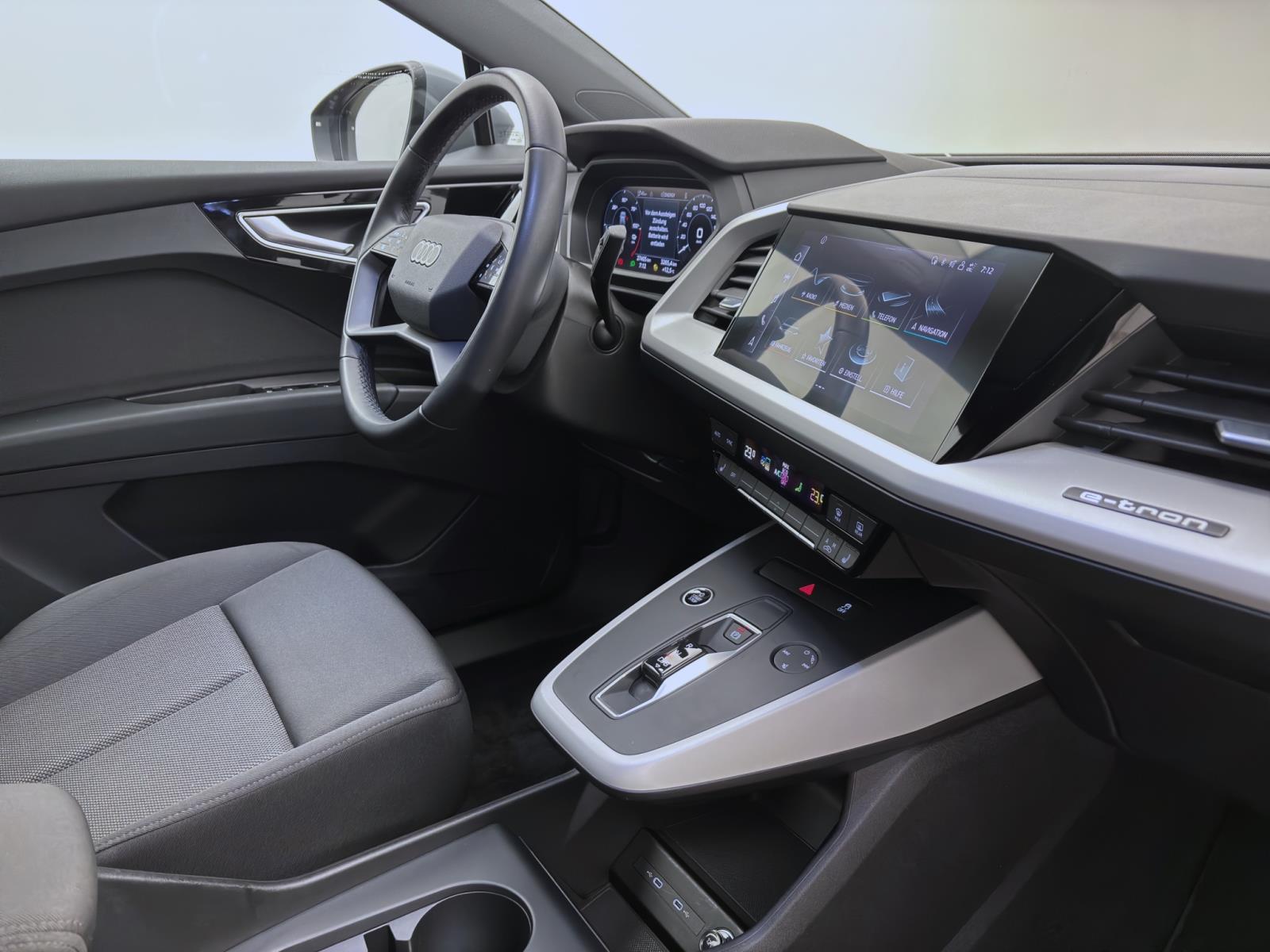 Audi Q4 e-tron 35 LED GRA SITZHZG DAB+ PDC