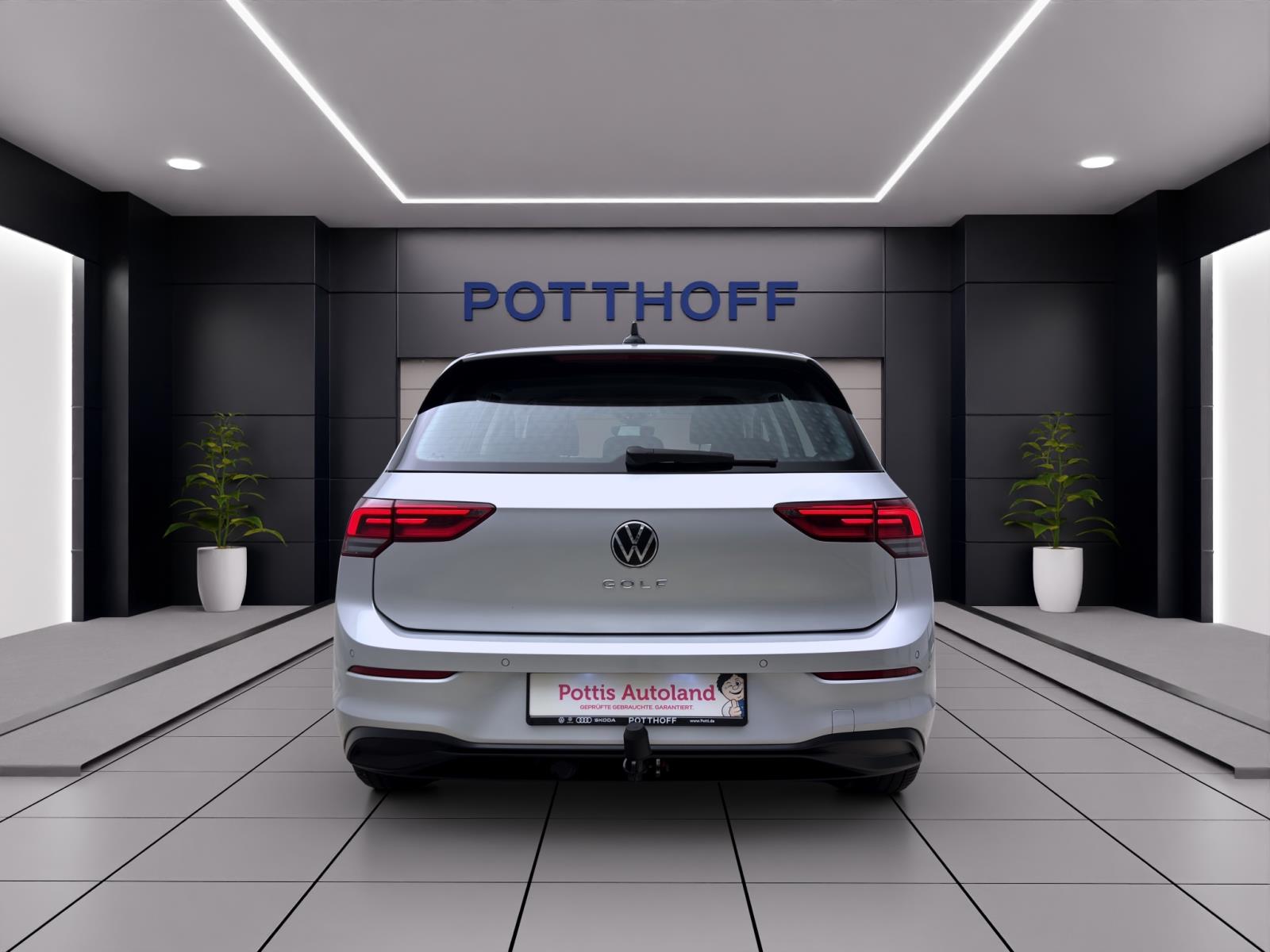 Volkswagen Golf 2.0 TDI LIFE STDHZG PDC NAVI LM17