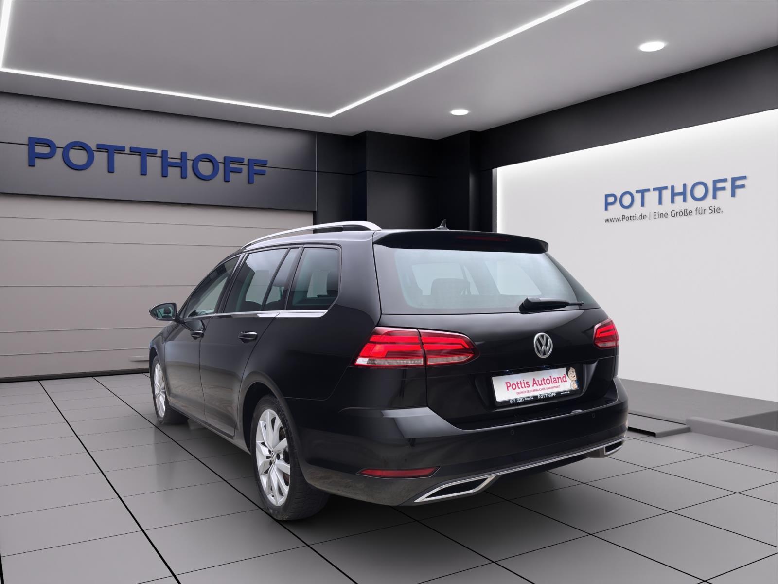 Volkswagen Golf Variant 1.5 TSI DSG HIGHLINE ACC NAVI LED PDC