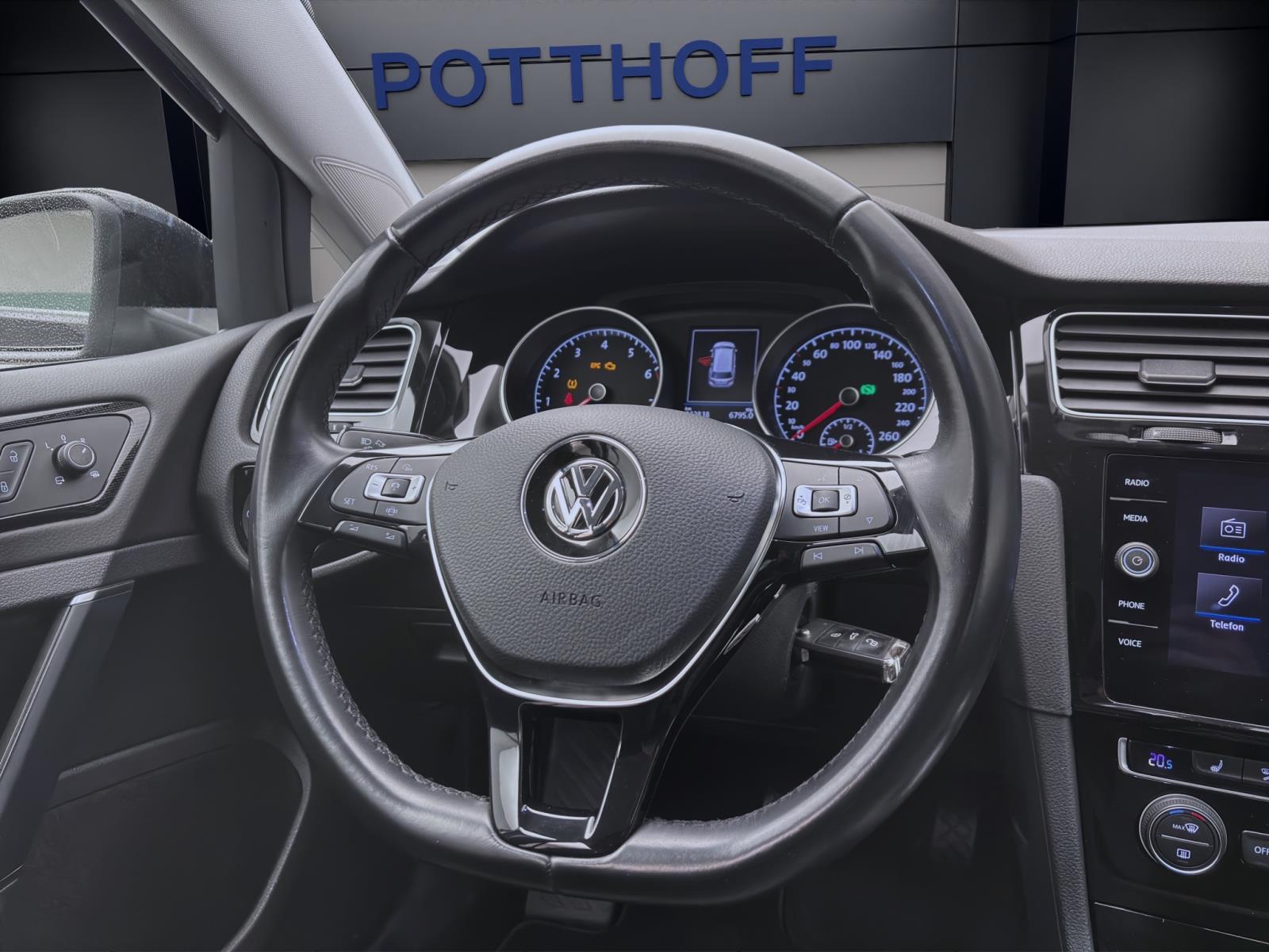 Volkswagen Golf Variant 1.5 TSI DSG HIGHLINE ACC NAVI LED PDC