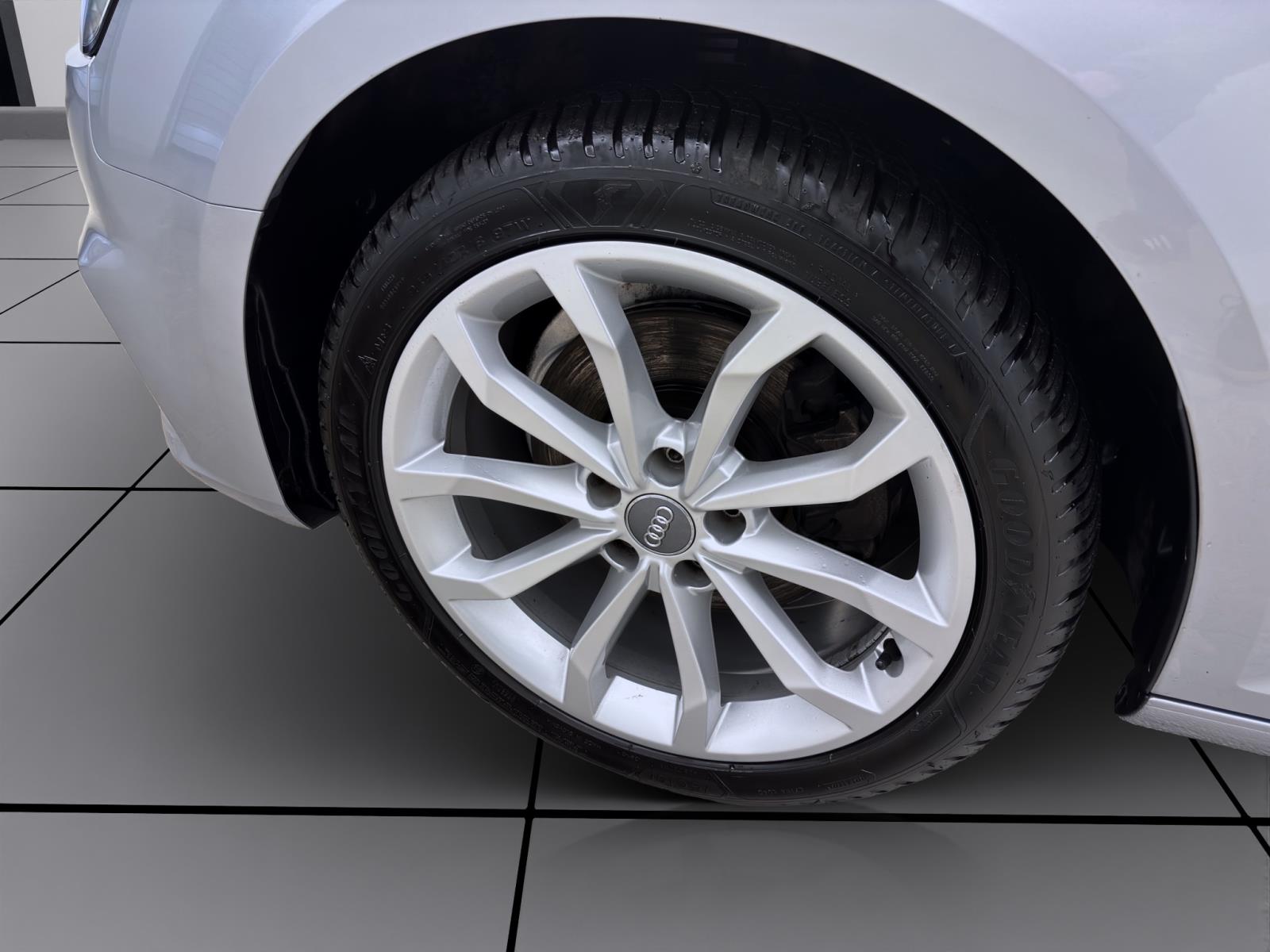 Audi A4 Avant 35 TFSI DESIGN NAVI+ XENON+ GRA PDC