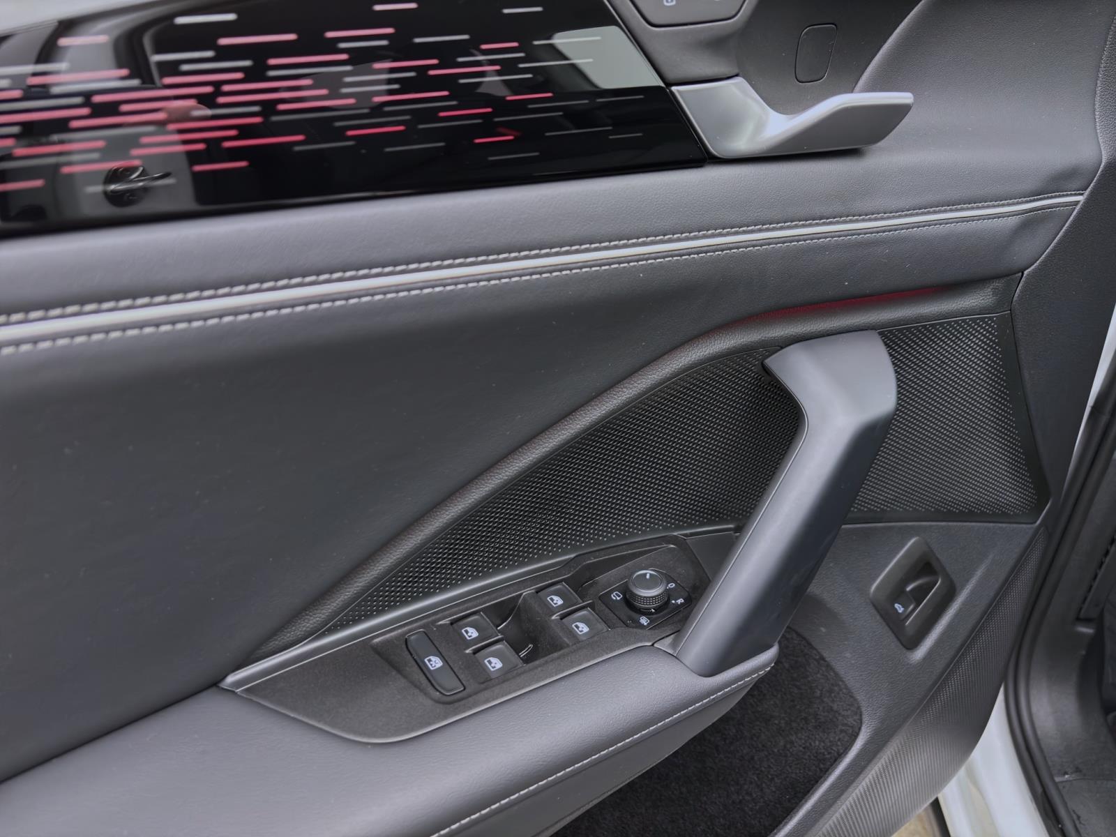 Volkswagen Tiguan 2.0 TDI DSG ELEGANCE MATRIX NAVI AHK D.COCKPIT
