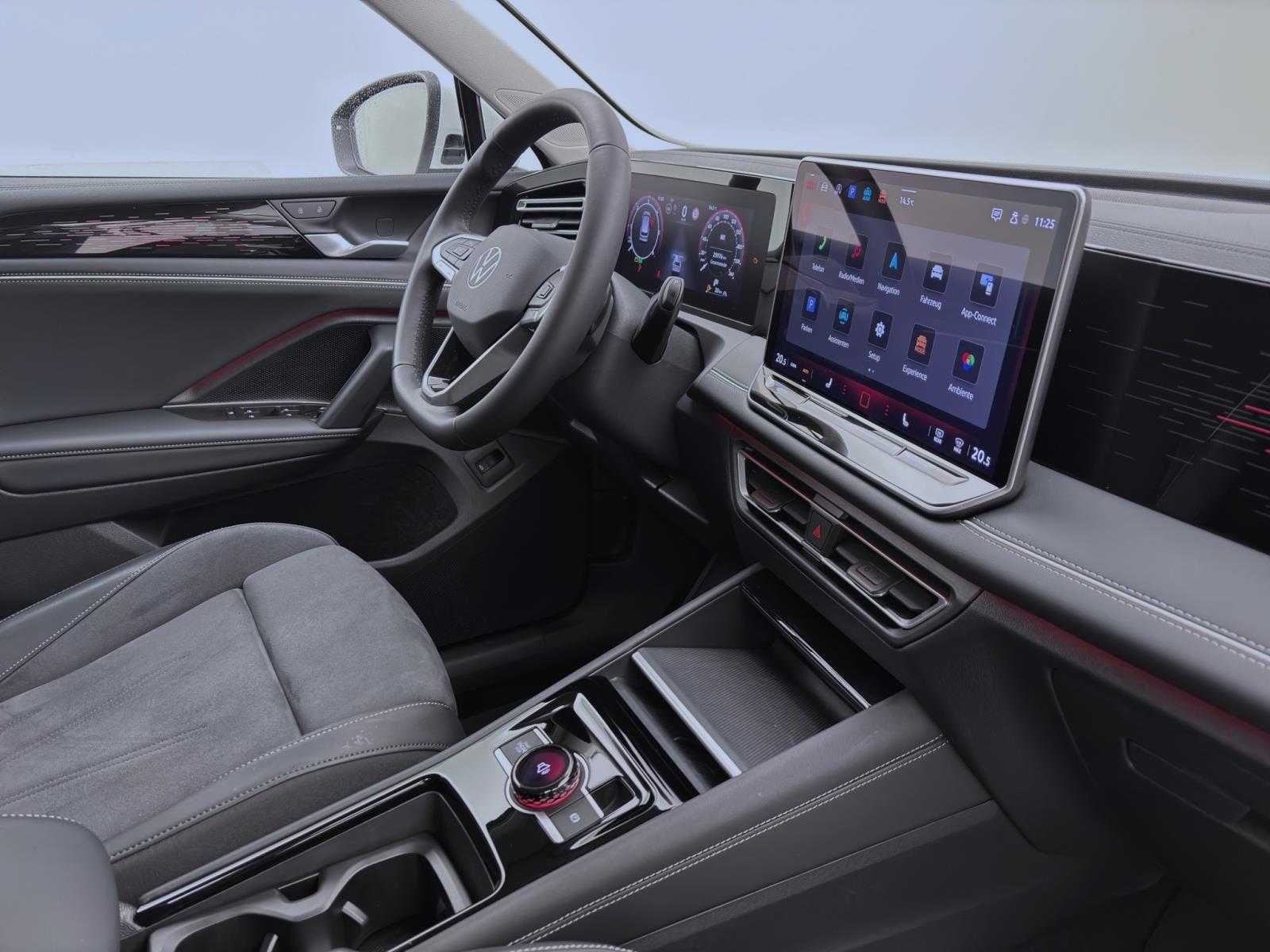 Volkswagen Tiguan 2.0 TDI DSG ELEGANCE MATRIX NAVI AHK D.COCKPIT