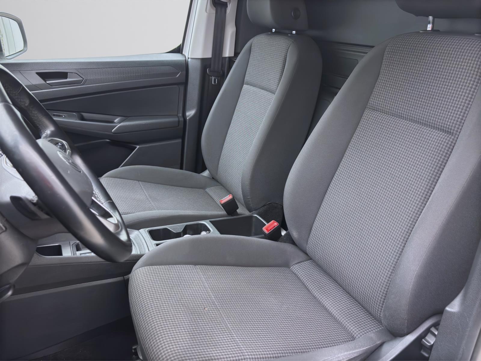 Volkswagen Caddy Maxi Cargo Kasten 2,0 DSG TDI Klima/LED