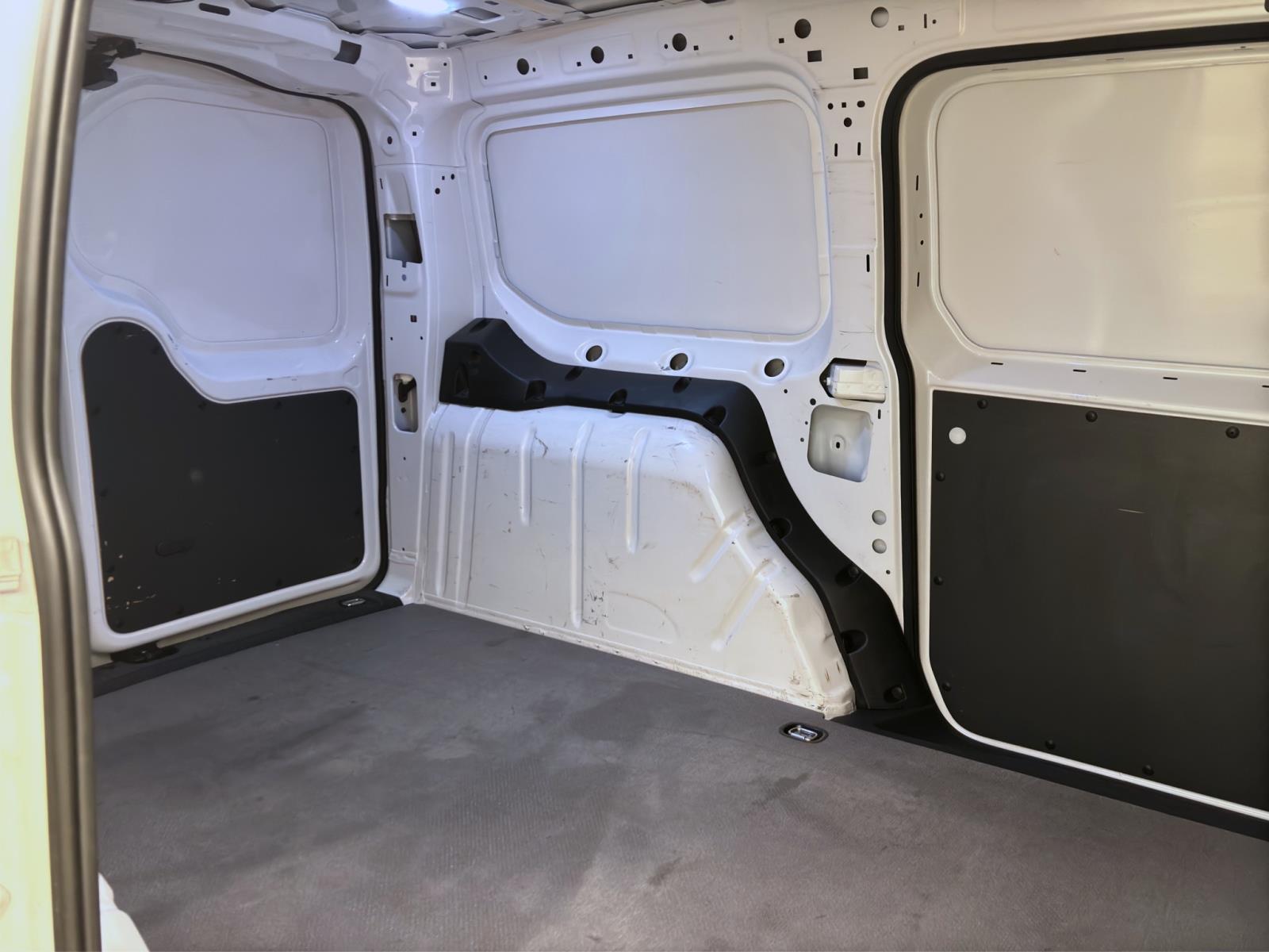 Volkswagen Caddy Maxi Cargo Kasten 2,0 DSG TDI Klima/LED