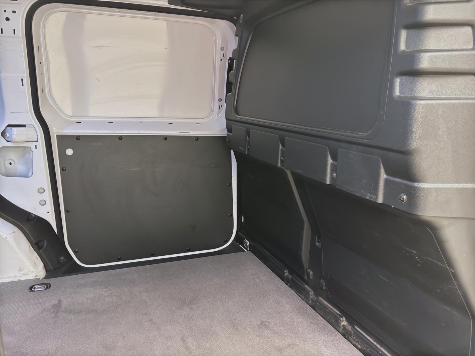 Volkswagen Caddy Maxi Cargo Kasten 2,0 DSG TDI Klima/LED