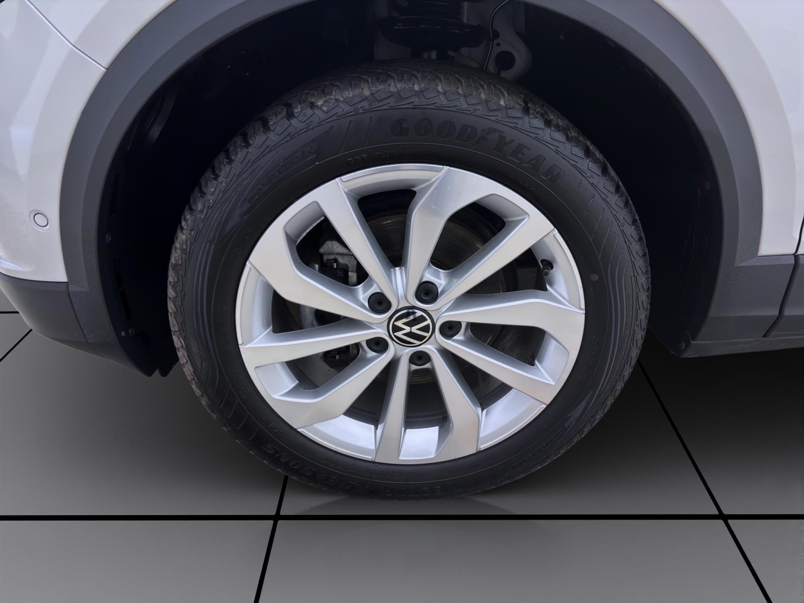 Volkswagen T-Roc 1.5 TSI DSG LIFE PDC LED NAVI AHK