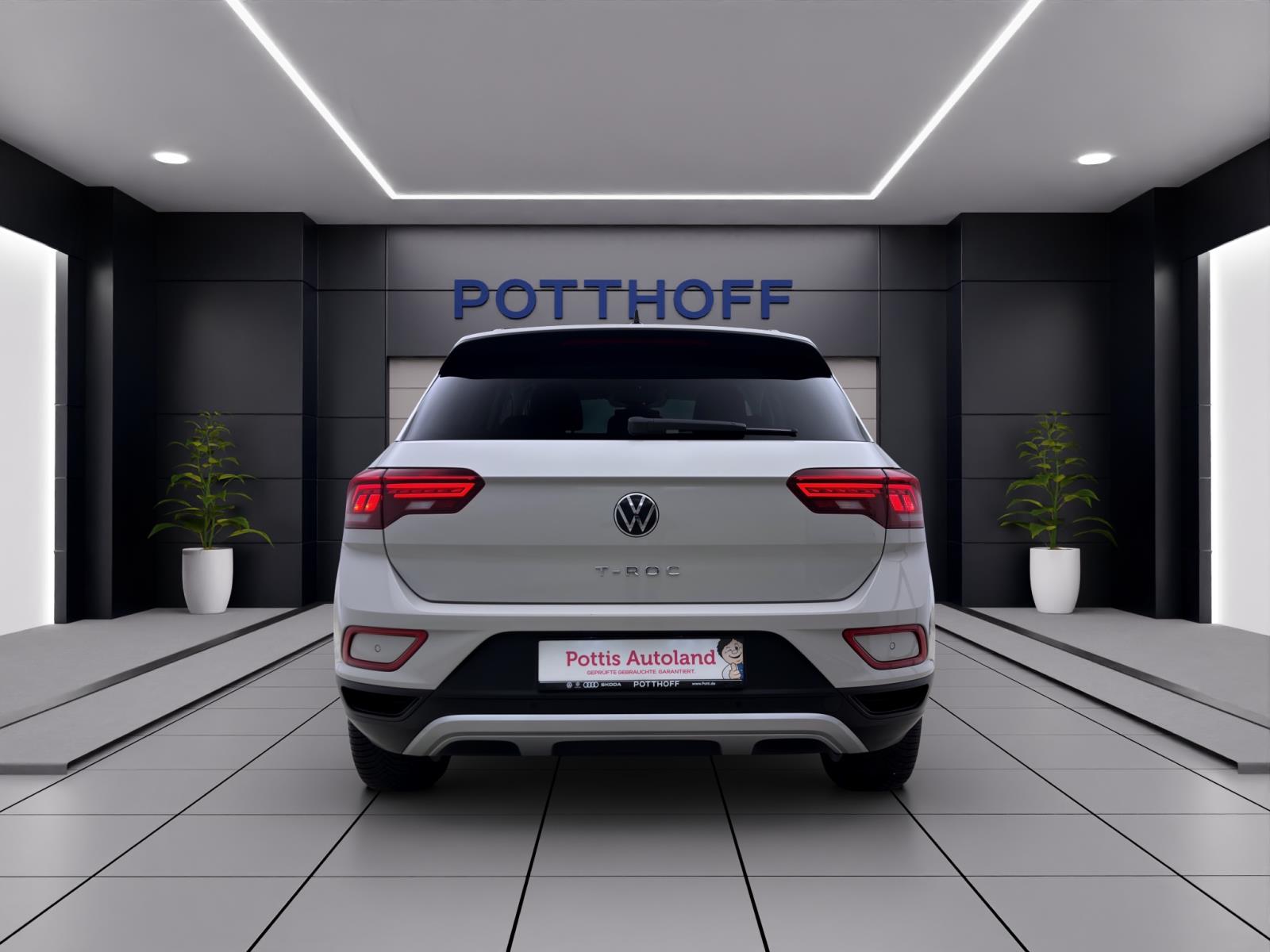 Volkswagen T-Roc 1.5 TSI DSG LIFE PDC LED NAVI AHK