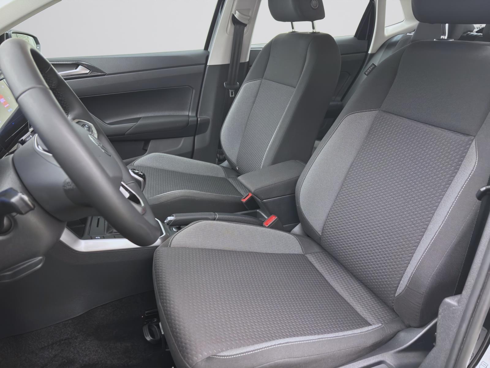 Volkswagen Polo 1.0 MPI LIFE LED PDC KLIMA D.COCKPIT