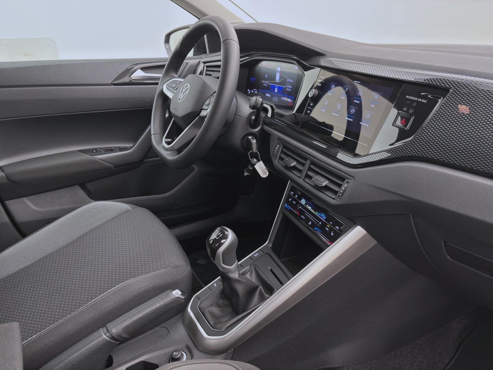 Volkswagen Polo 1.0 MPI LIFE LED PDC KLIMA D.COCKPIT