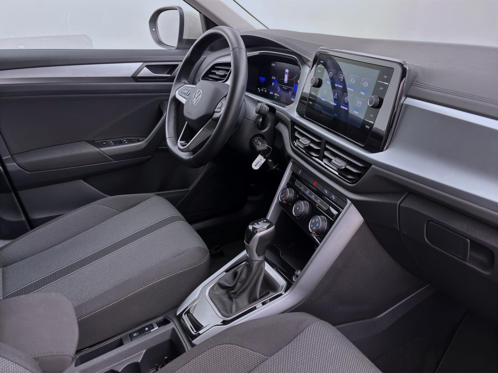 Volkswagen T-Roc 1.5 TSI DSG LIFE PDC LED NAVI AHK