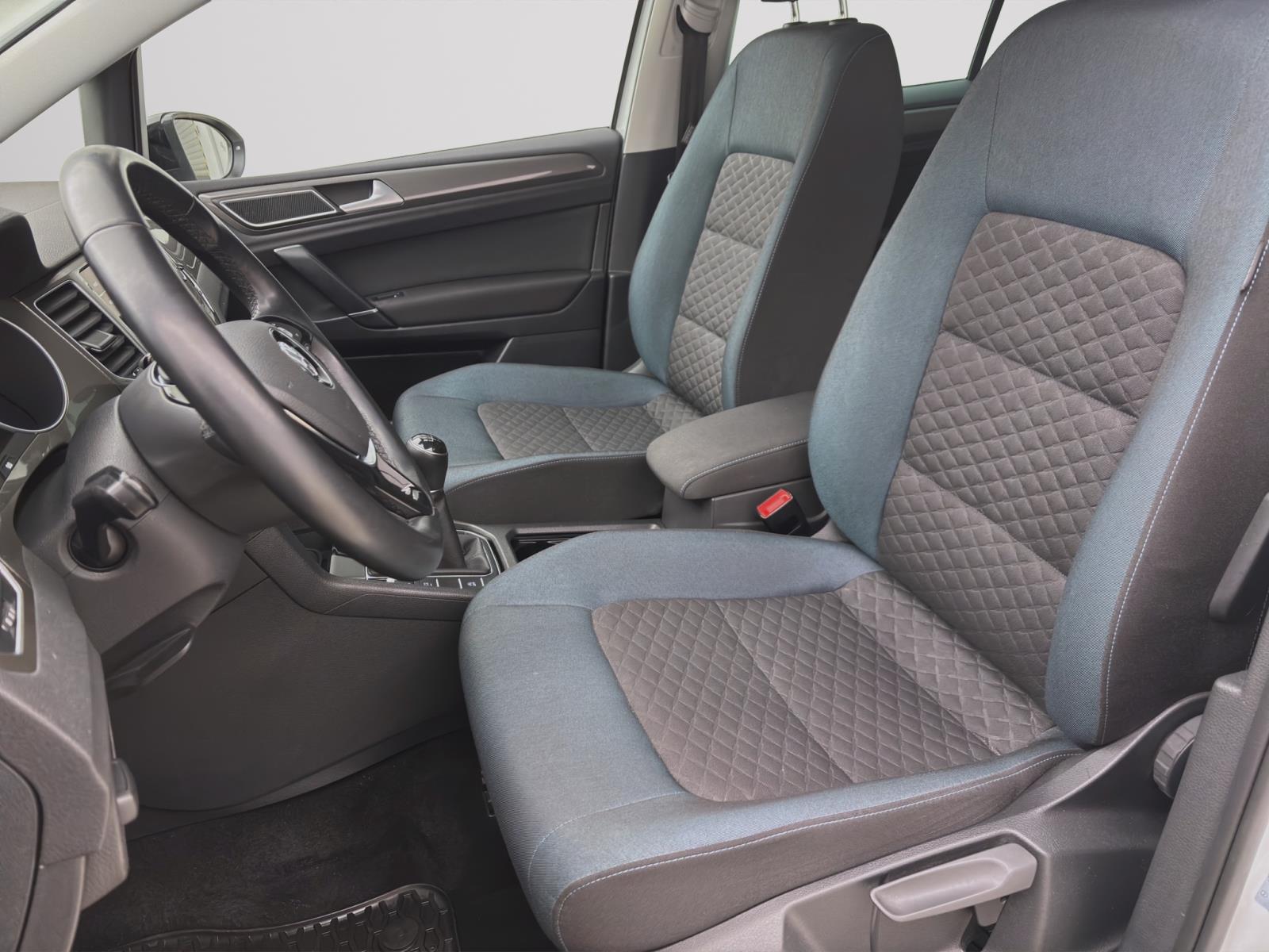 Volkswagen Golf Sportsvan 1.5 TSI IQ.DRIVE AHK ACC NAVI PDC