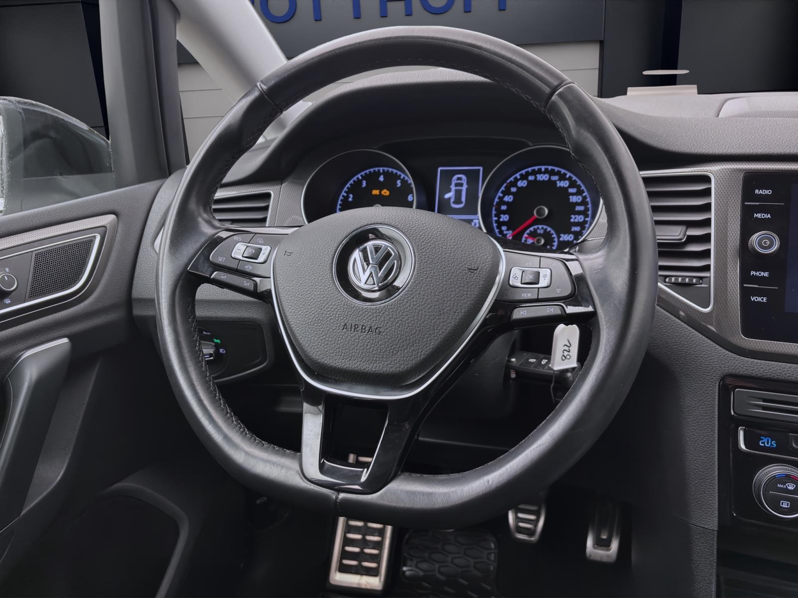 Volkswagen Golf Sportsvan 1.5 TSI IQ.DRIVE AHK ACC NAVI PDC