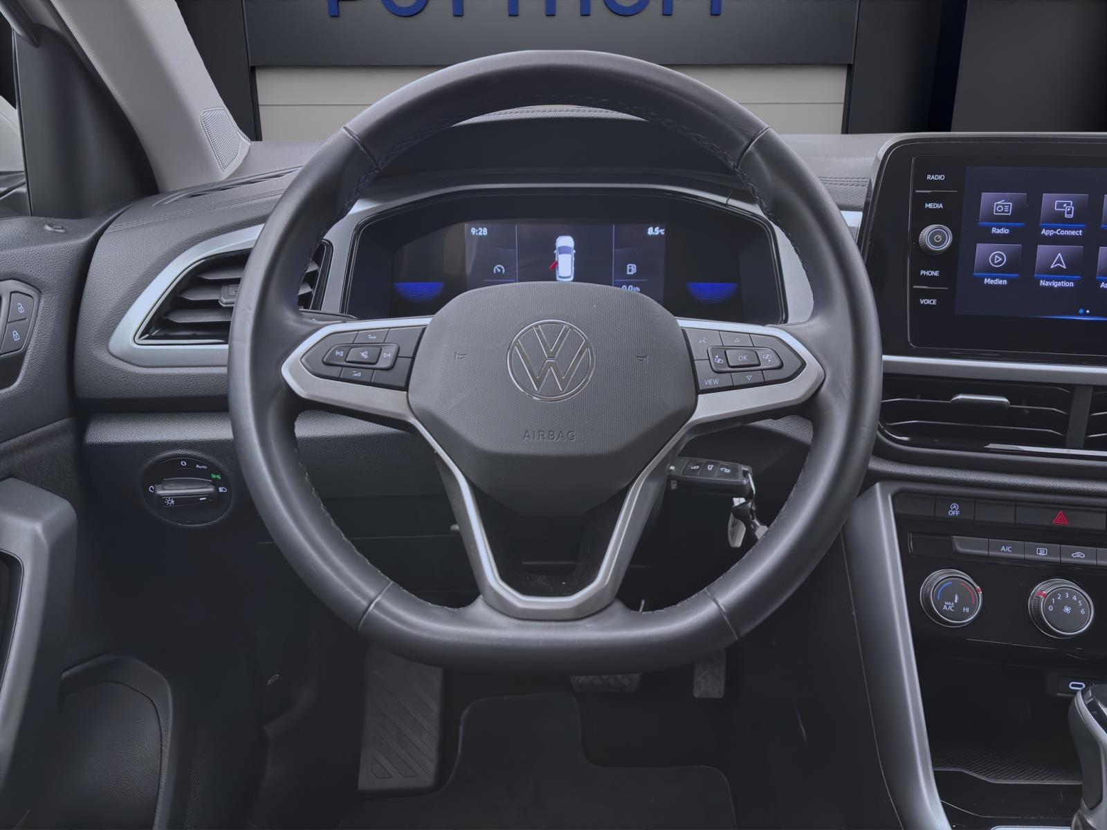 Volkswagen T-Roc 1.5 TSI DSG LIFE PDC LED NAVI AHK