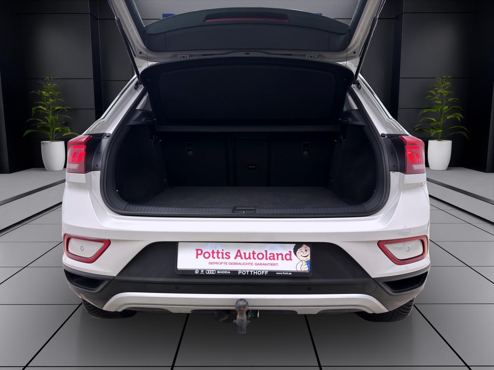 Volkswagen T-Roc 1.5 TSI DSG LIFE PDC LED NAVI AHK