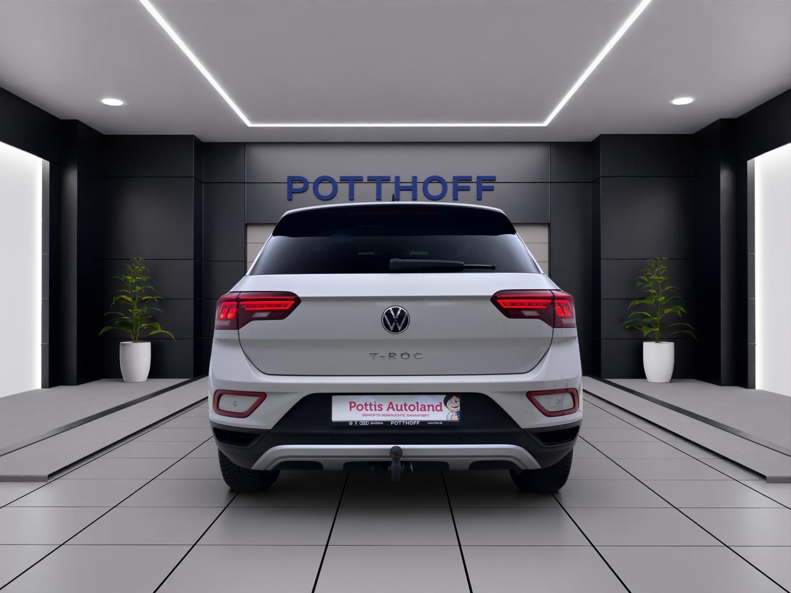 Volkswagen T-Roc 1.5 TSI DSG LIFE PDC LED NAVI AHK