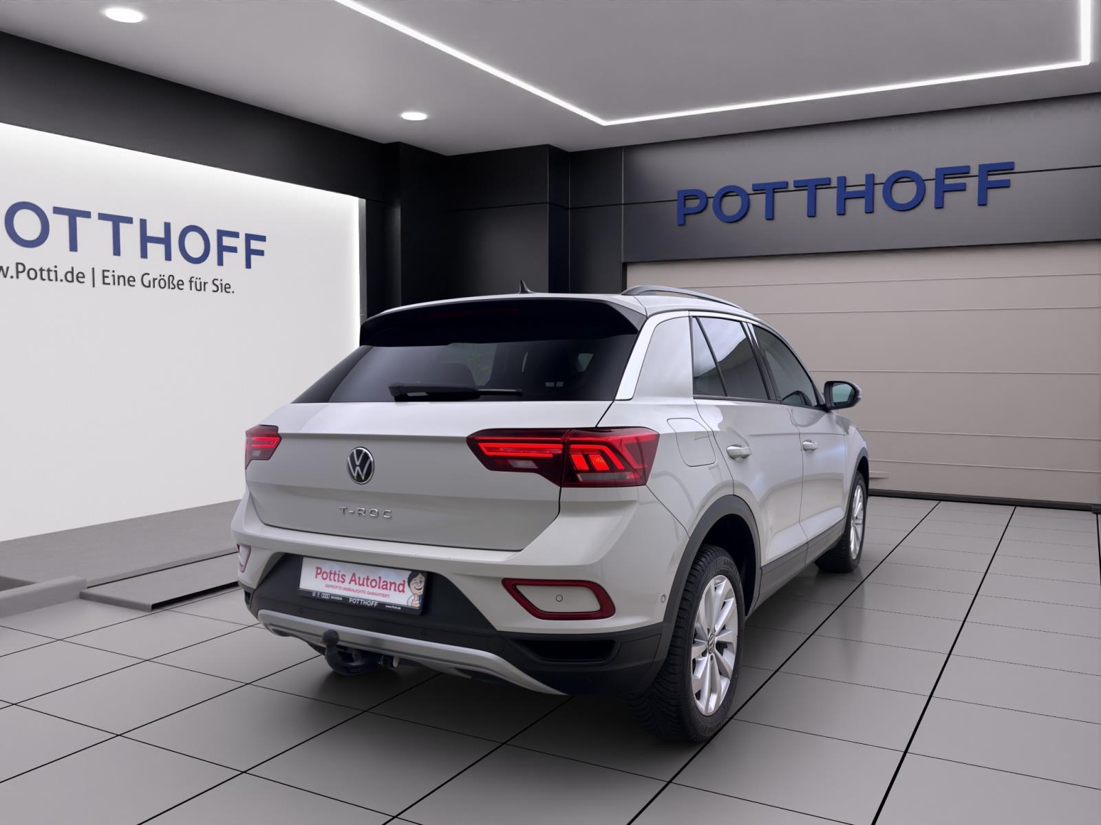 Volkswagen T-Roc 1.5 TSI DSG LIFE PDC LED NAVI AHK
