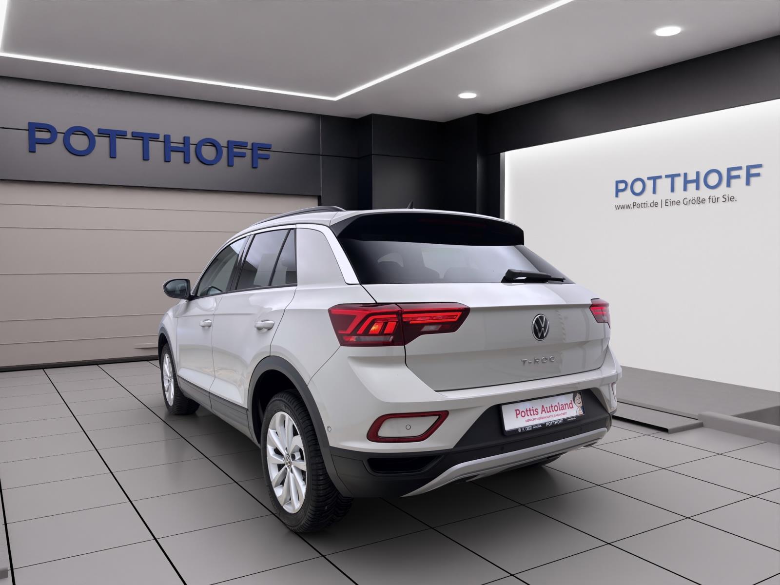 Volkswagen T-Roc 1.5 TSI DSG LIFE PDC LED NAVI AHK