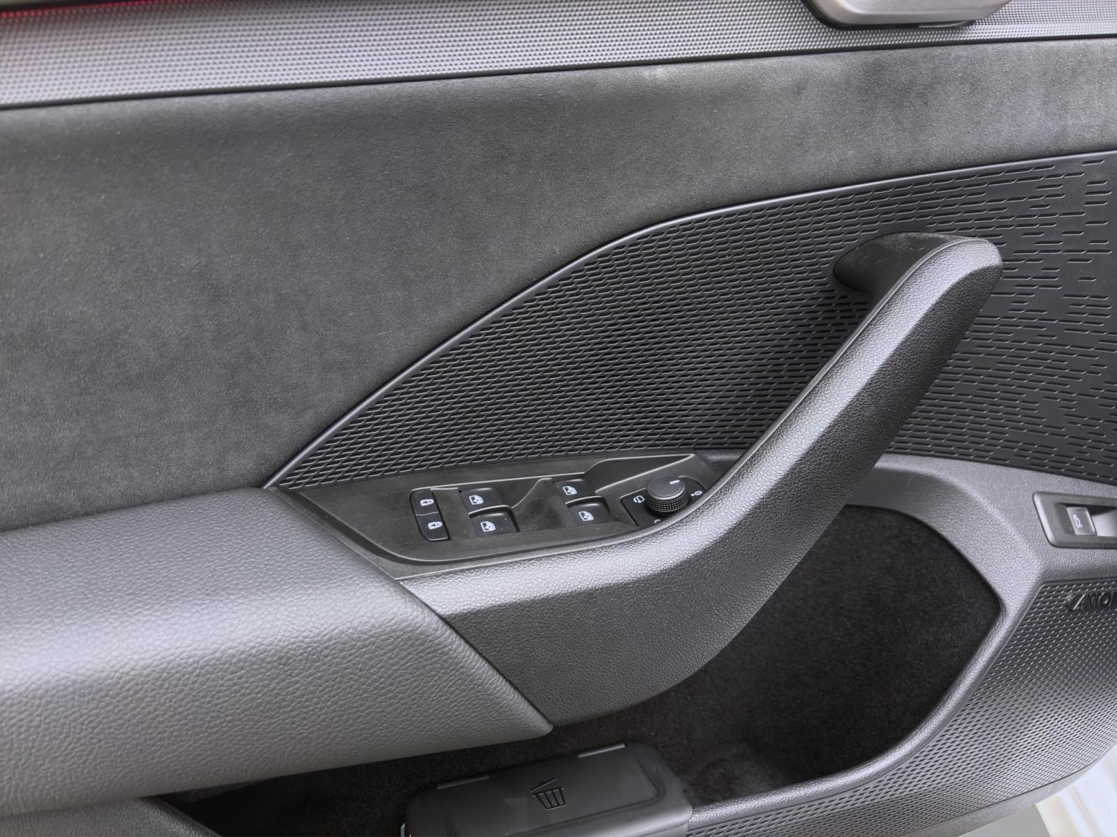 Bild 9: Skoda Octavia Combi RS PANO AHK 360° CANTON HuD