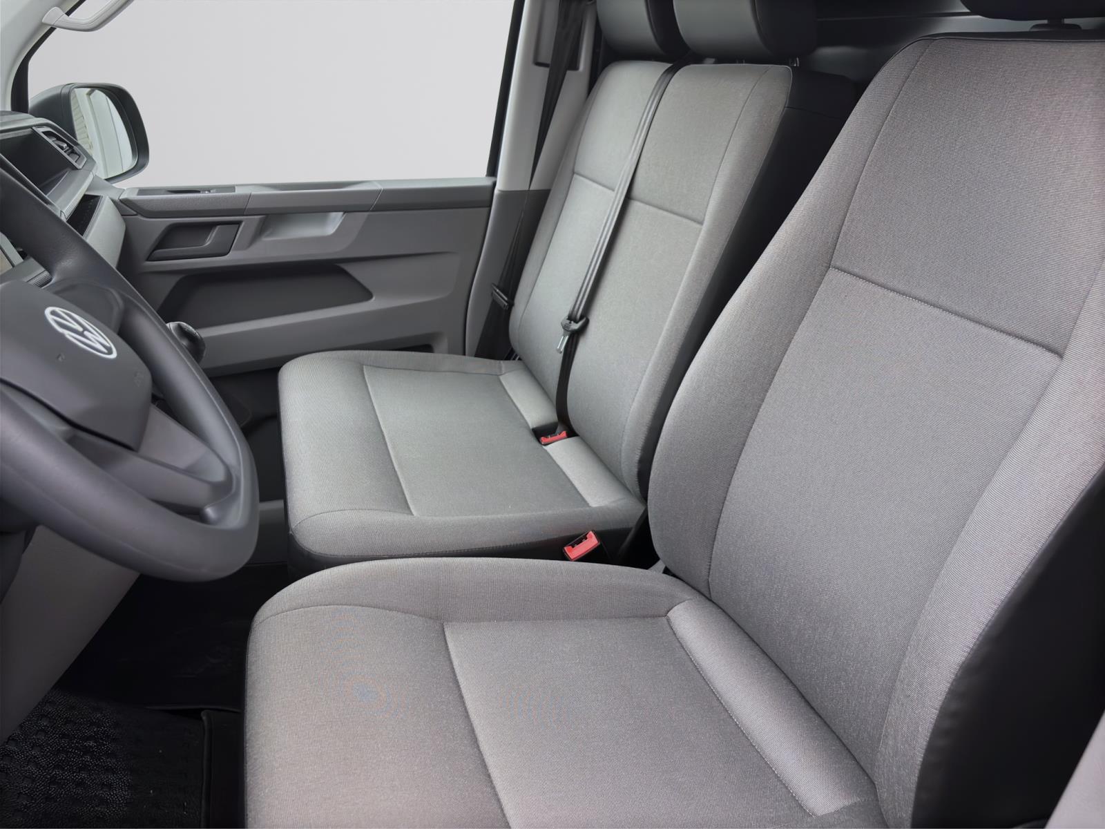 Volkswagen T6.1 Transporter Kasten 2.0 TDI FWD NAVI KAMERA AHK