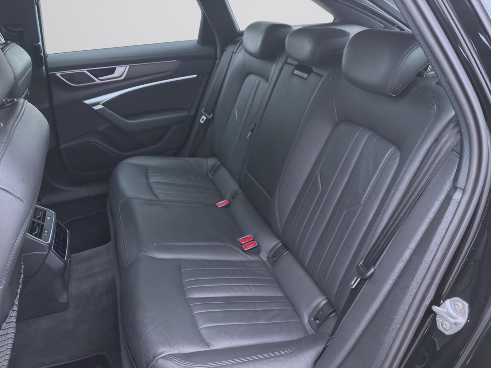 Audi A6 Avant 45 TDI Q DESIGN NAVI+ KAMERA LED PDC