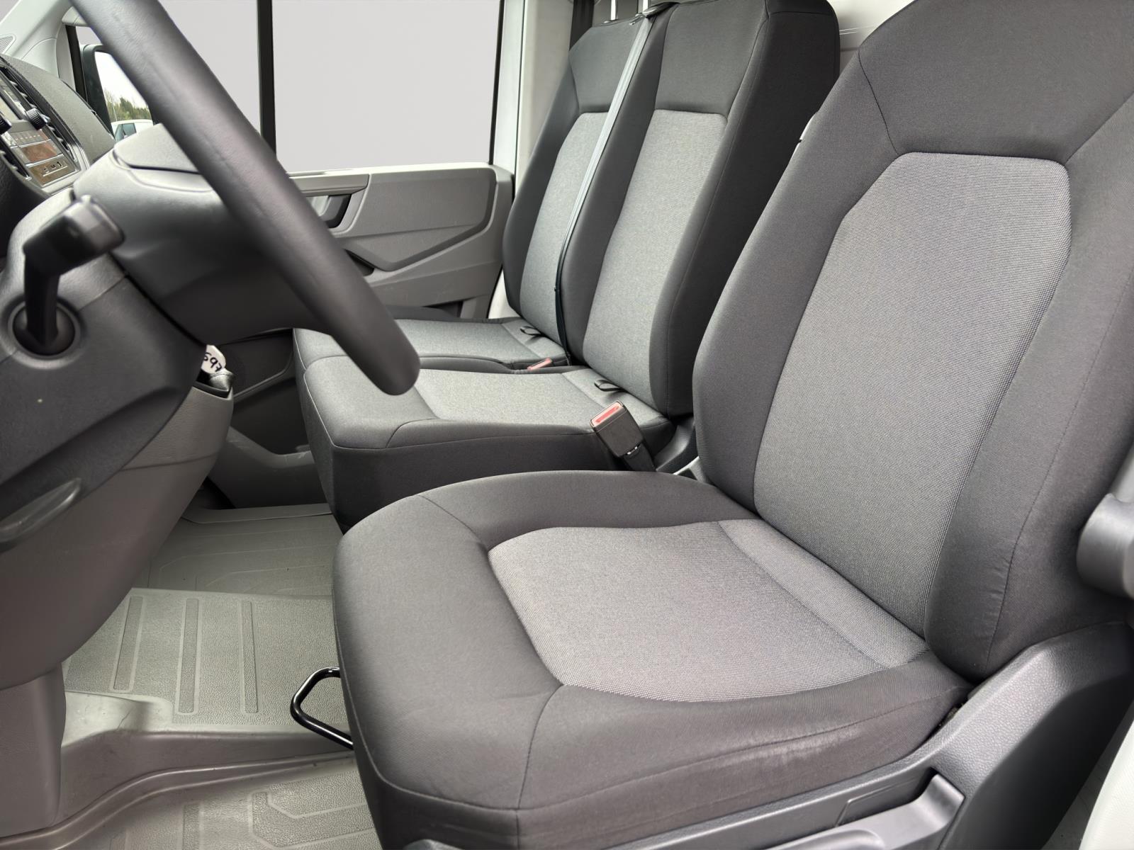 Volkswagen Crafter Pritsche 35 TDI MITTELLANG FWD KLIMA BEIFAHRERDOPPELSITZ