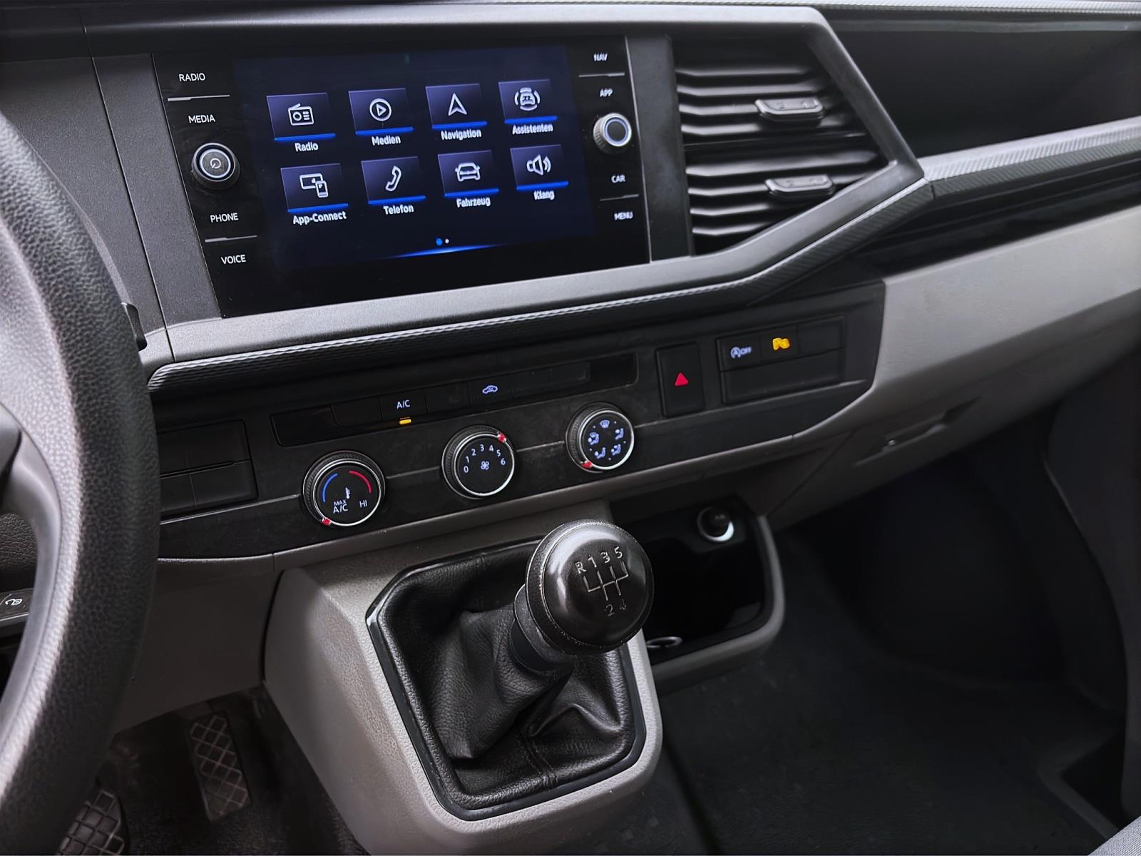 Volkswagen T6.1 Transporter Kasten 2.0 TDI ECO PROFI NAVI AHK KLIMA