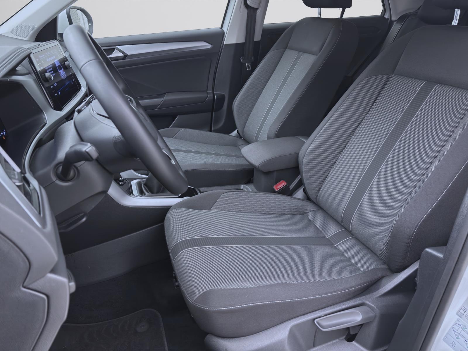 Volkswagen T-Roc 1.0 TSI LIFE PDC NAVI PARKLENK LM16