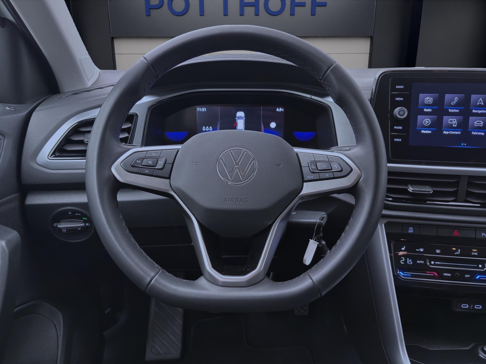 Volkswagen T-Roc 1.0 TSI LIFE PDC NAVI PARKLENK LM16