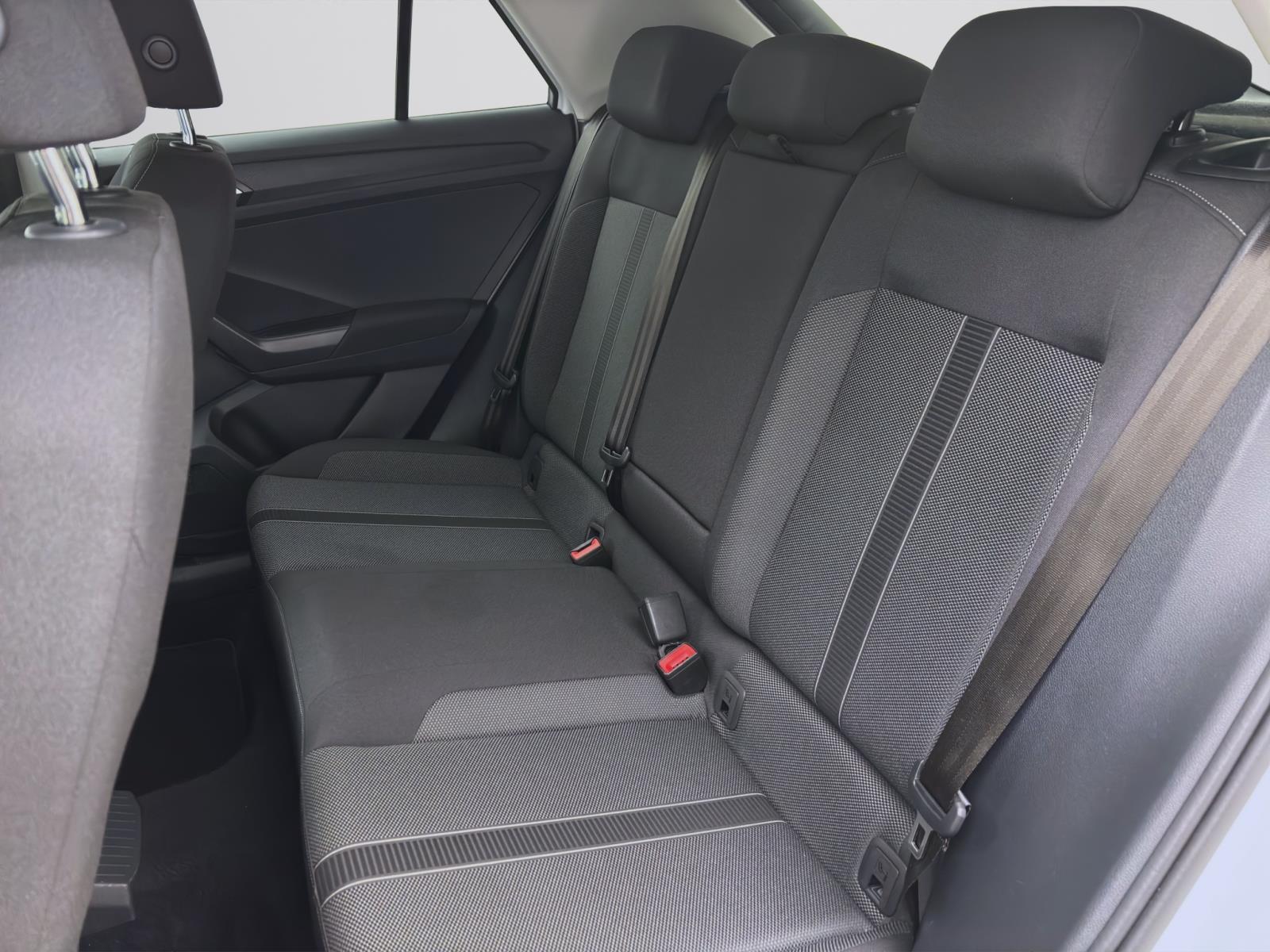 Volkswagen T-Roc 1.0 TSI LIFE PDC NAVI PARKLENK LM16