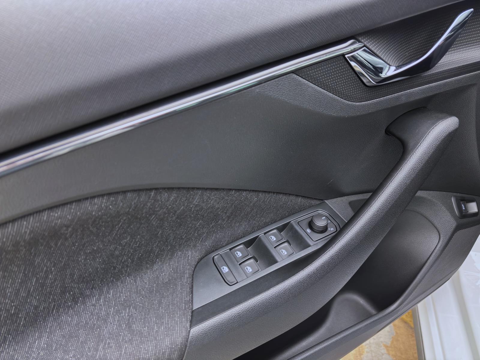 Skoda Kamiq 1.0 TSI STYLE NAVI KAMERA LED PDC