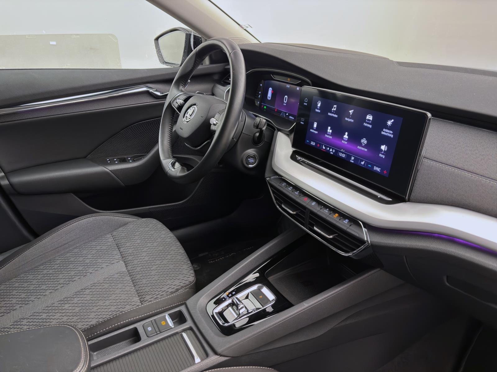 Skoda Octavia Combi 2.0 TDI DSG FIRST EDITION HuD PDC NAVI AHK