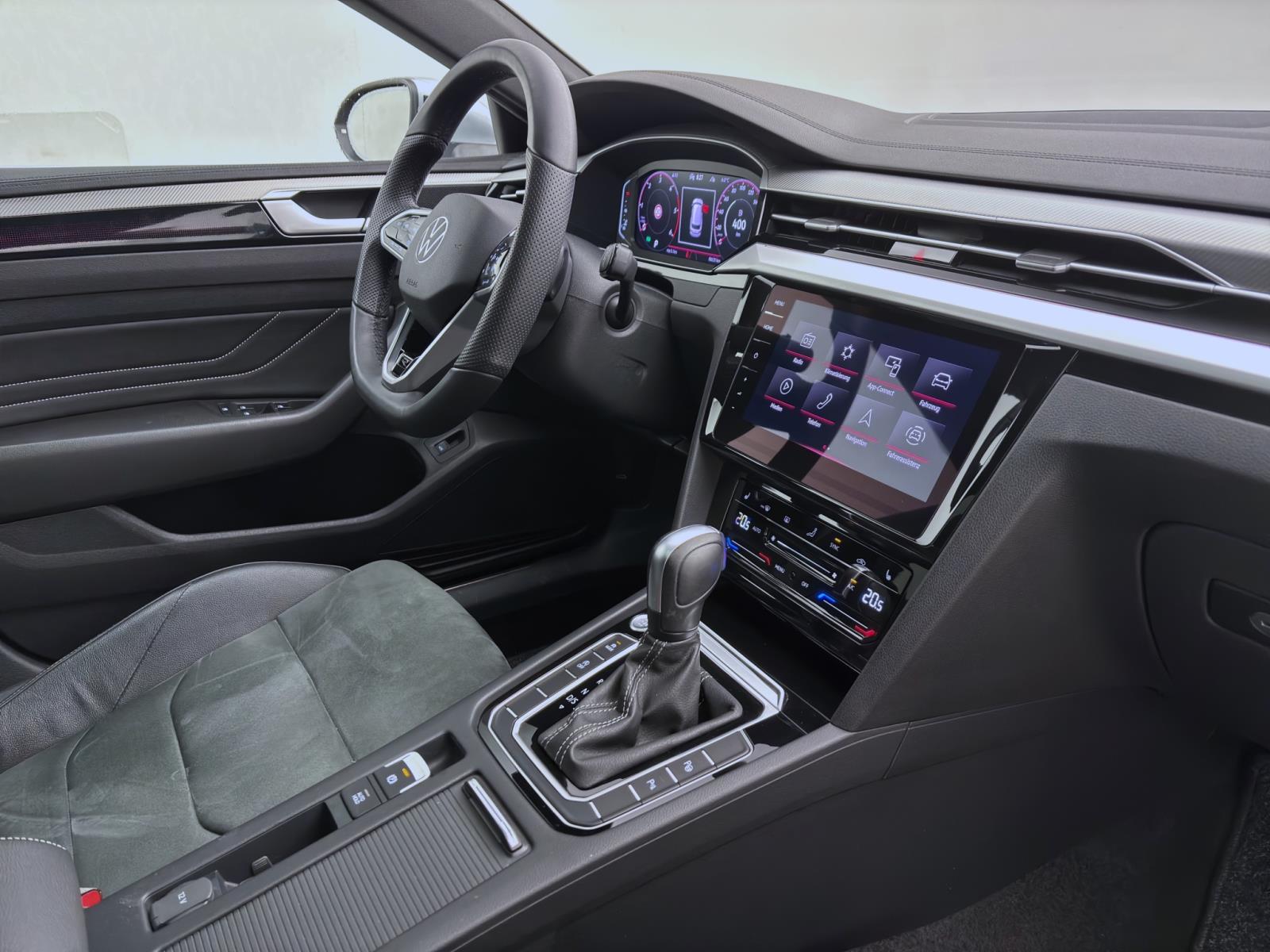 Volkswagen Arteon Shooting Brake 2.0 TDI DSG R-LINE PANO LM20 MATRIX AHK
