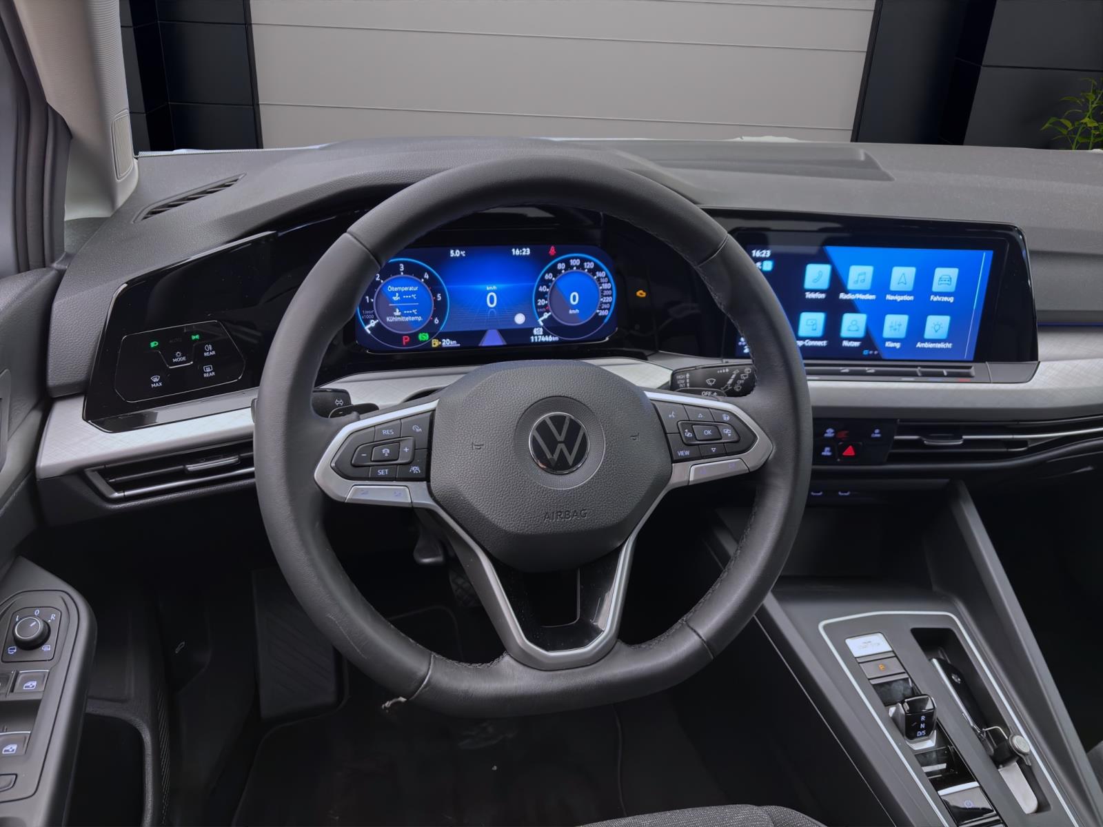 Volkswagen Golf Variant 2.0 TDI DSG LIFE PDC LED NAVI ACC