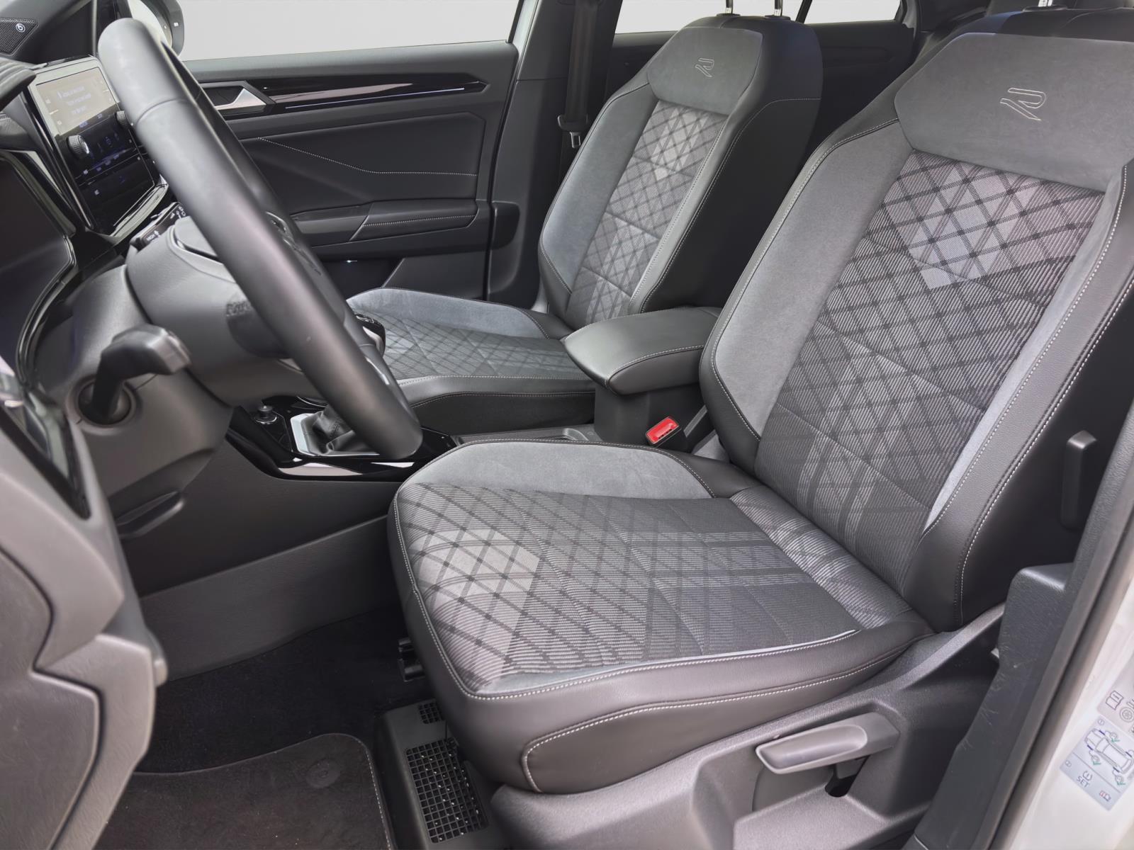 Volkswagen T-Roc 1.0 TSI R-LINE KAMERA NAVI LM18 ACC