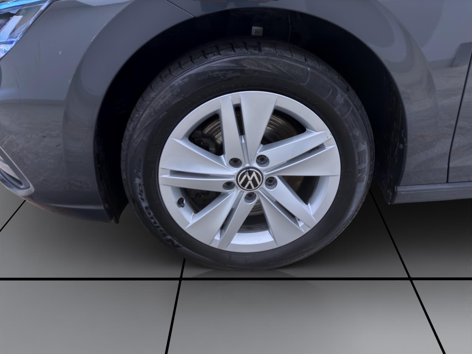 Volkswagen Golf Variant 2.0 TDI LIFE PDC LED ACC LM16