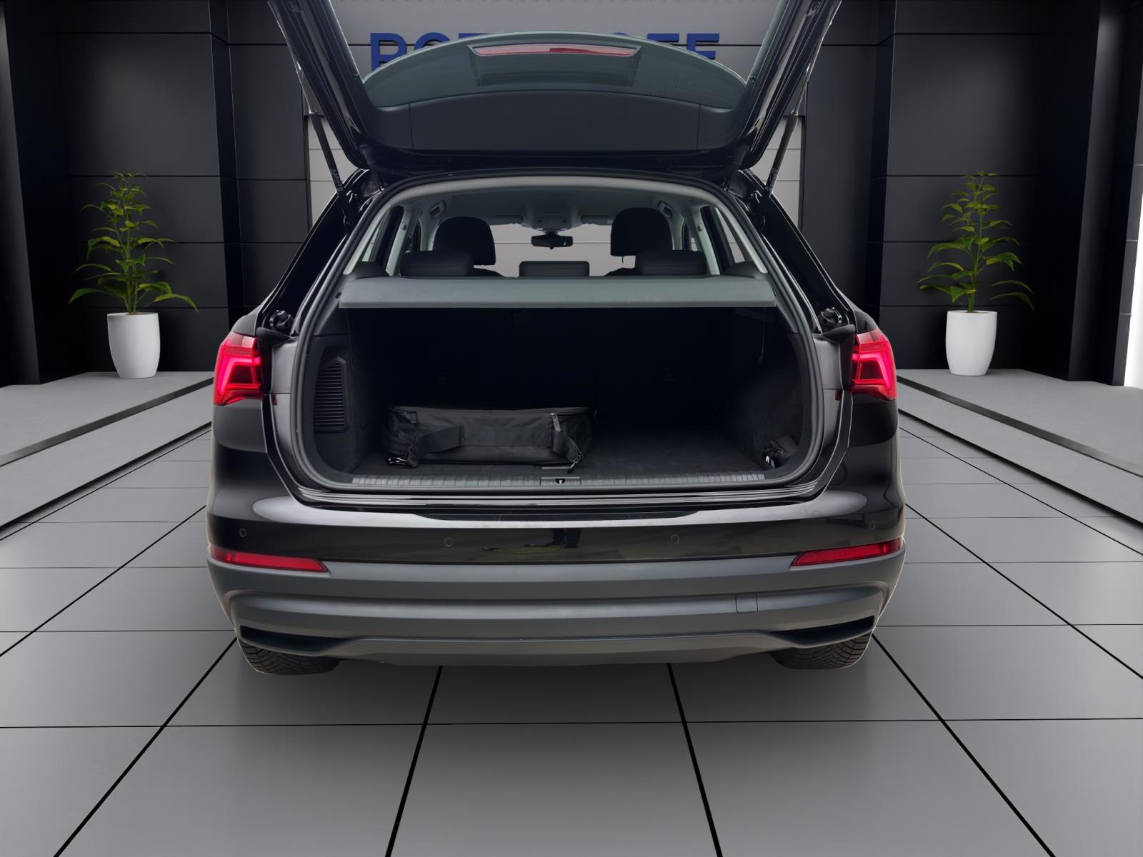 Audi Q3 45 TFSIe NAVI+ LED KAMERA GRA PDC
