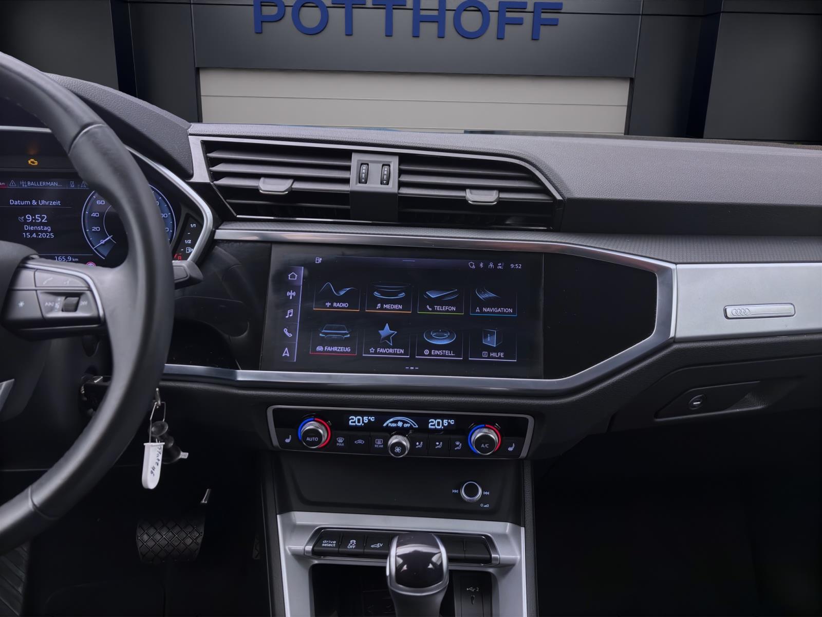 Audi Q3 45 TFSIe NAVI+ LED KAMERA GRA PDC