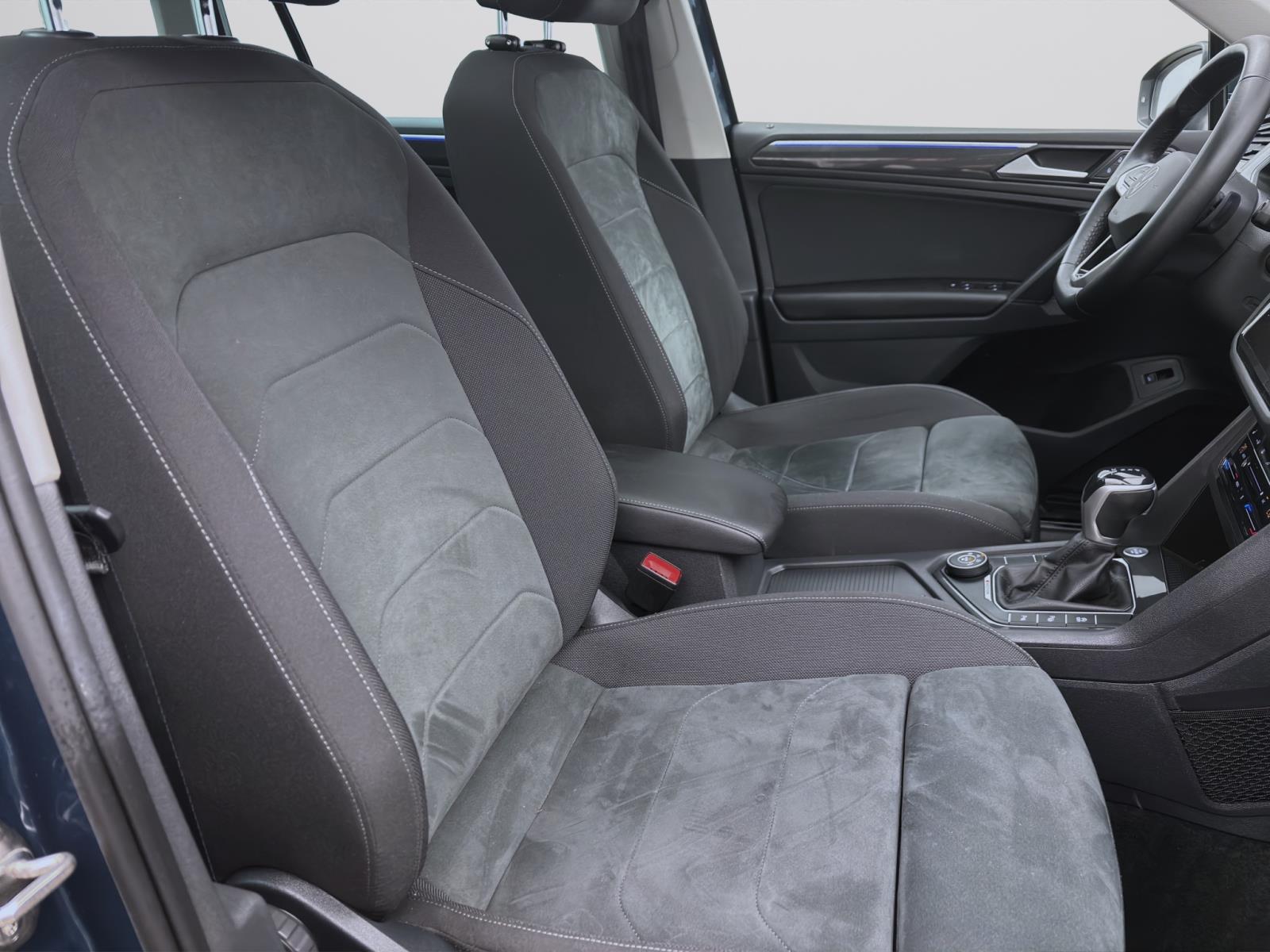 Volkswagen Tiguan 2.0 TDI DSG 4M ELEGANCE PANO AHK NAVI DCC