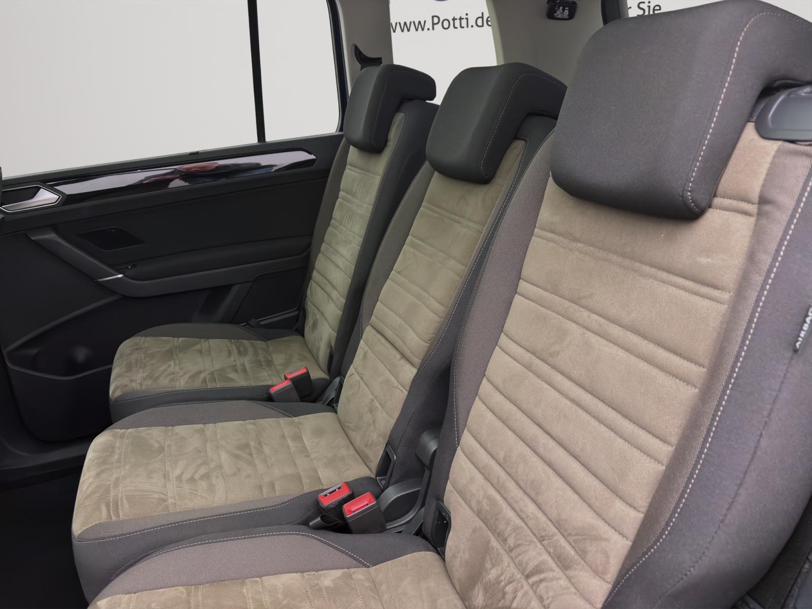 Volkswagen Touran 1.8 TSI DSG HIGHLINE PANO NAVI ACC KAMERA LED