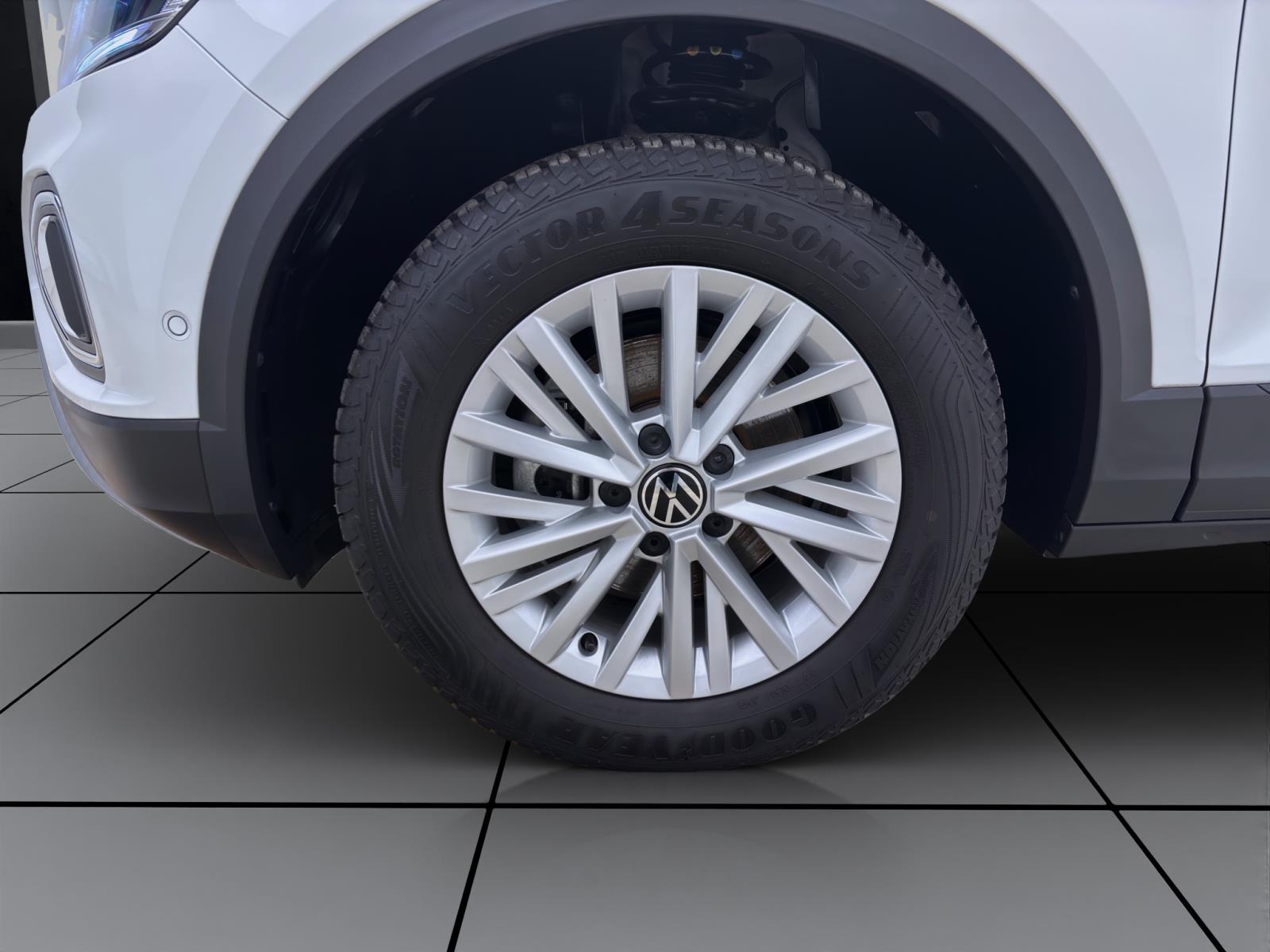 Volkswagen T-Roc 1.0 TSI LIFE NAVI AHK LED SITZHZG KAMERA