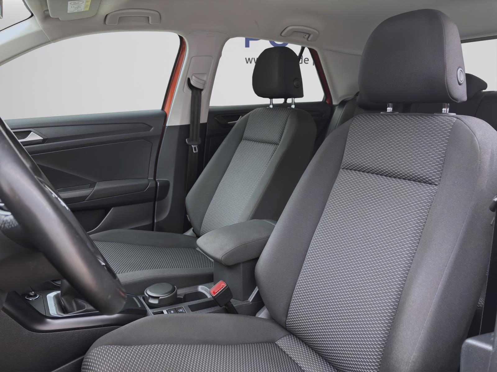 Volkswagen T-Roc 1.0 TSI NAVI KLIMA LM16 GANZJAHR