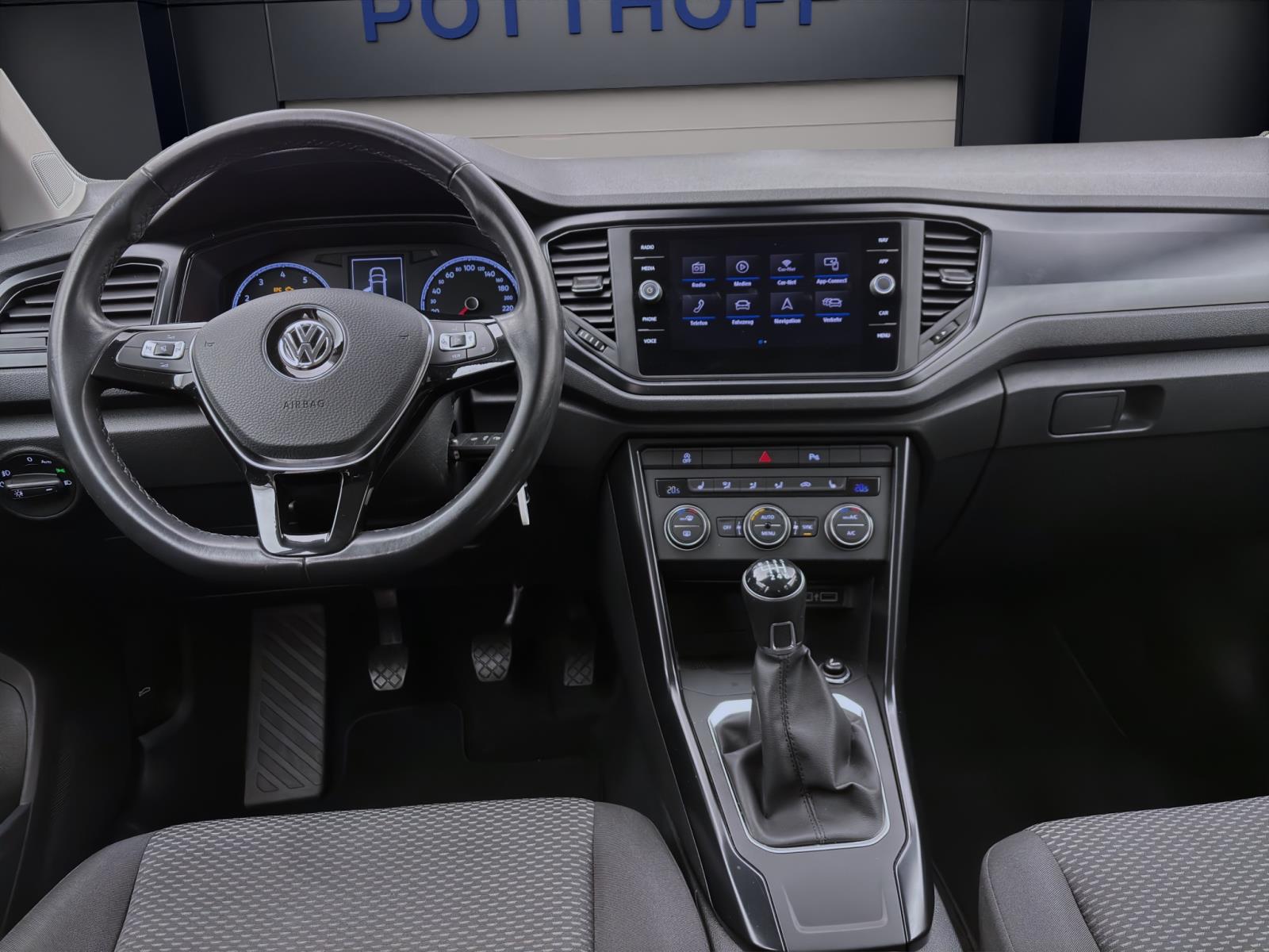 Volkswagen T-Roc 1.0 TSI NAVI KLIMA LM16 GANZJAHR