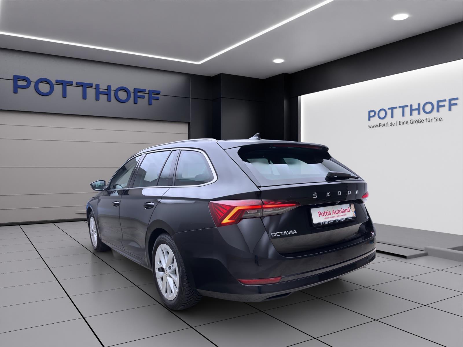 Skoda Octavia Combi 2.0 TSI DSG 4x4 STYLE HuD AHK ACC NAVI